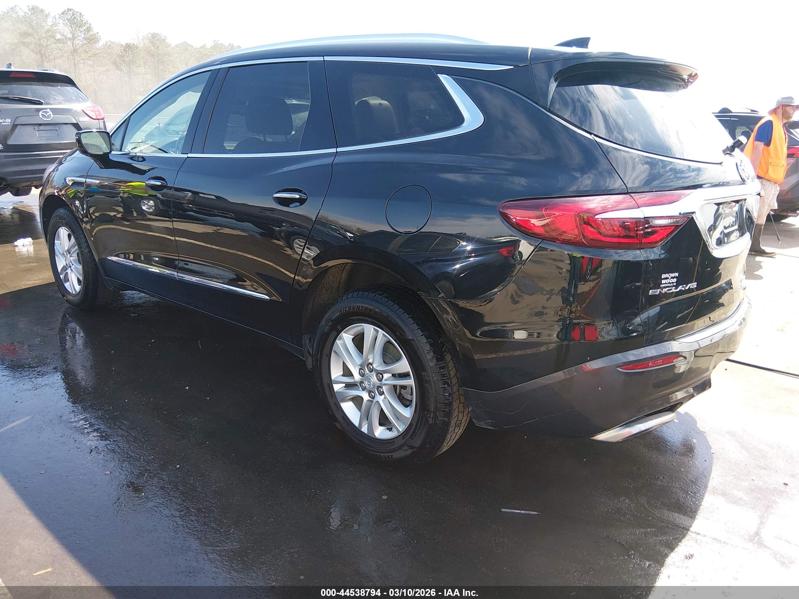 BUICK ENCLAVE image 3