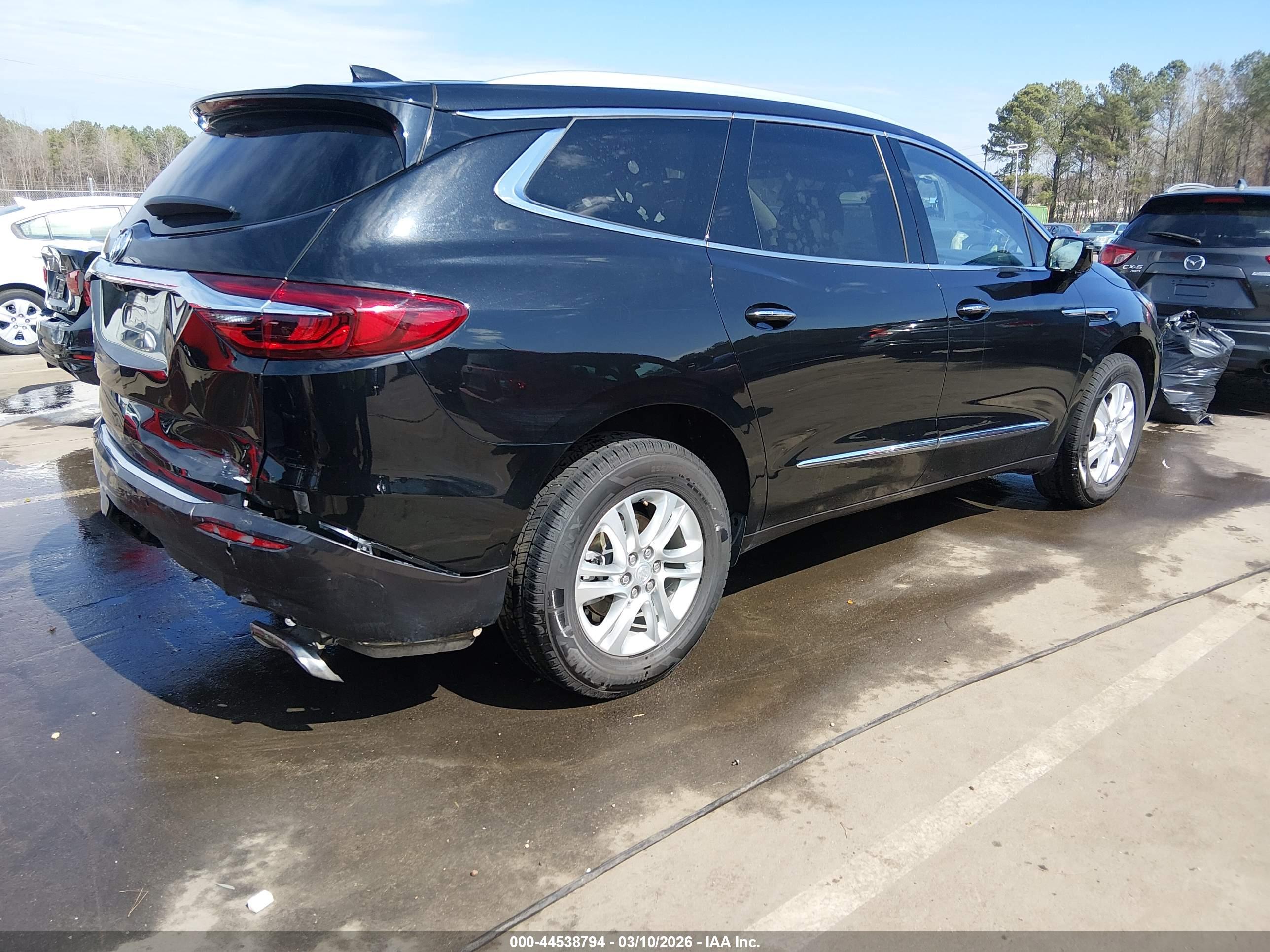 BUICK ENCLAVE image 4