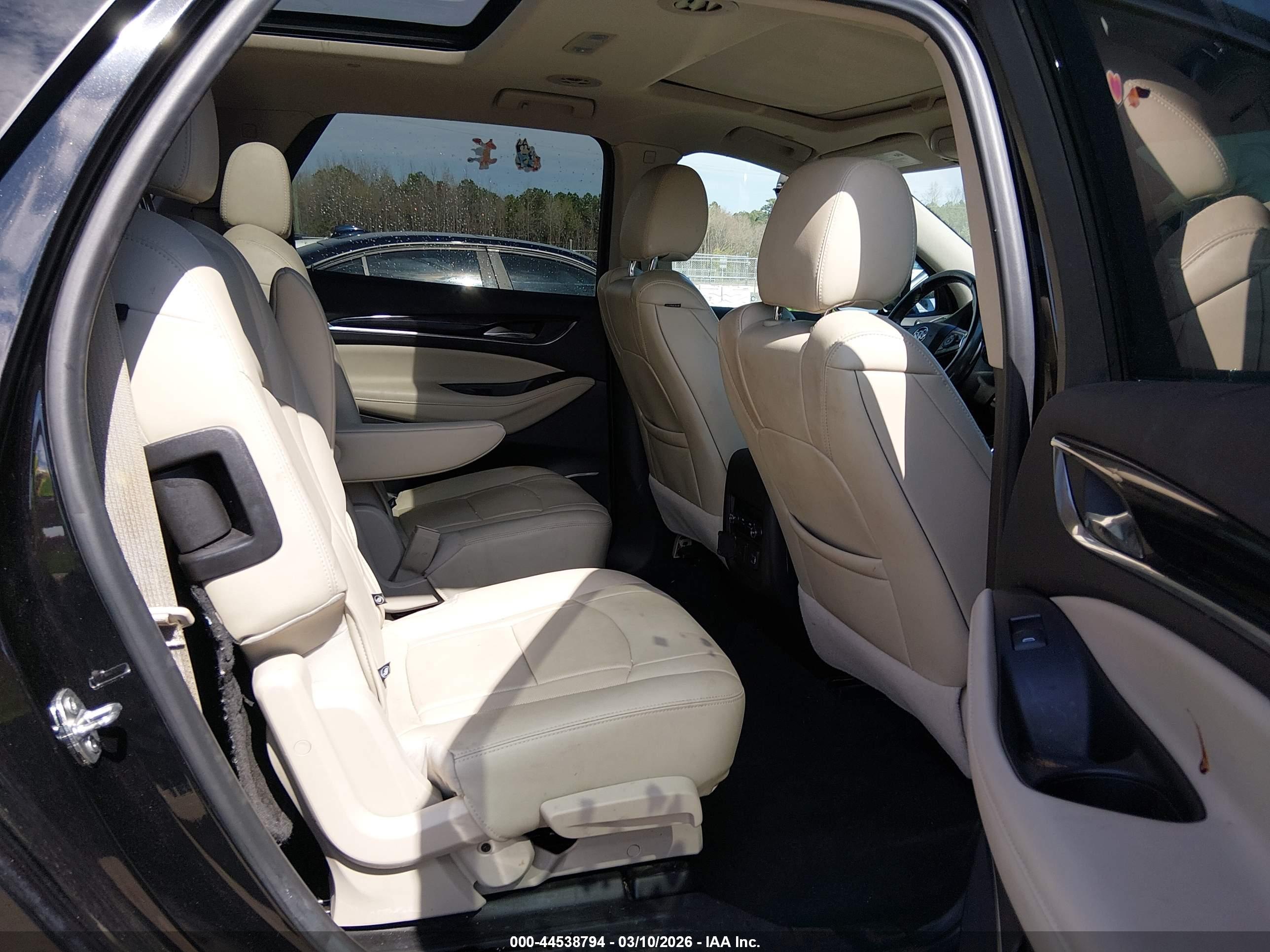 BUICK ENCLAVE image 8