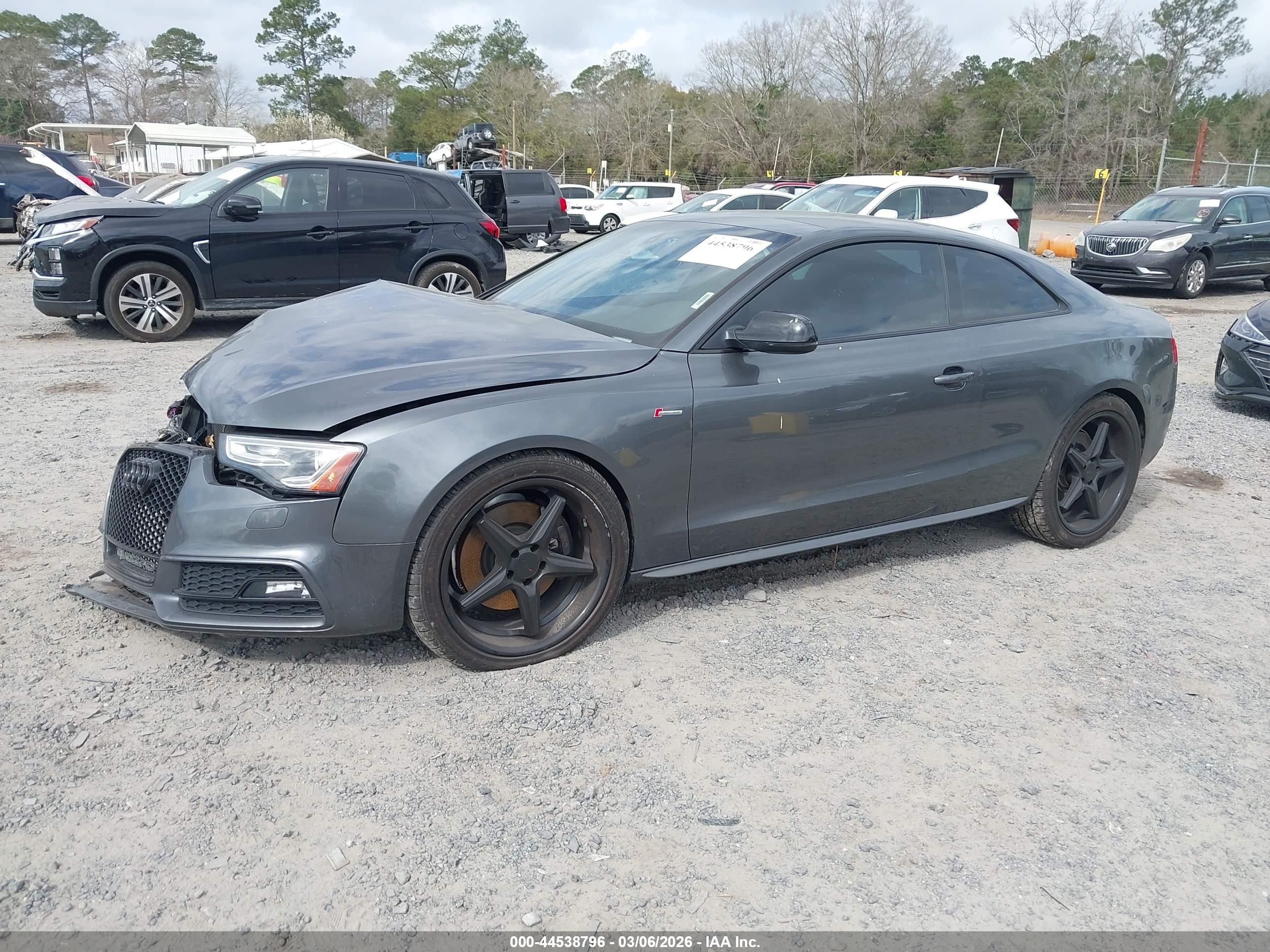 AUDI S5 image 2