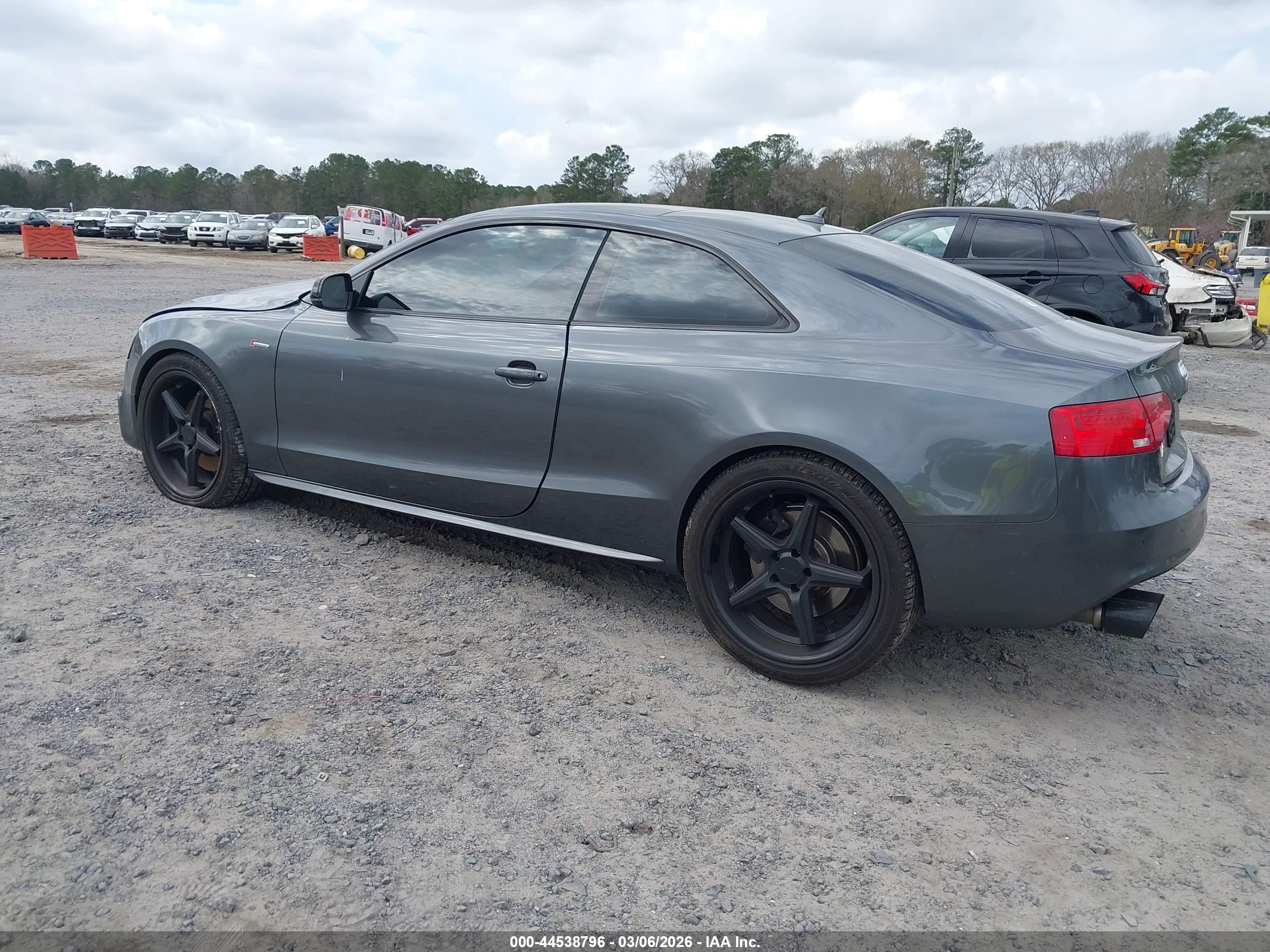AUDI S5 image 3