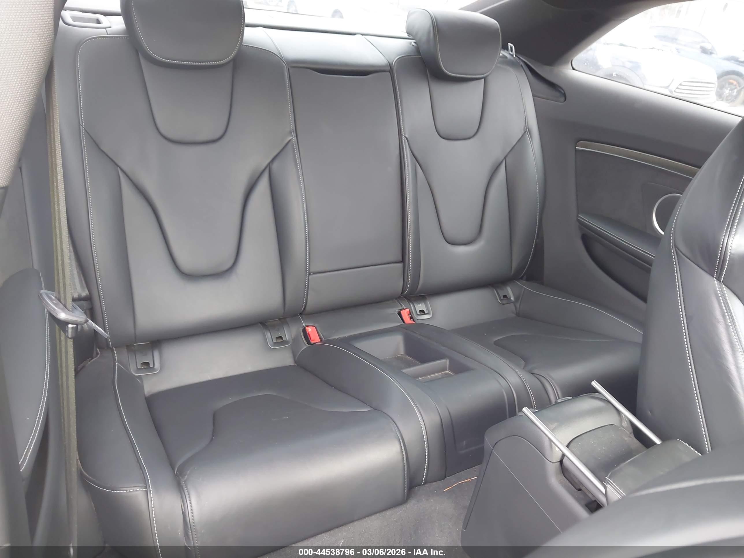 AUDI S5 image 8