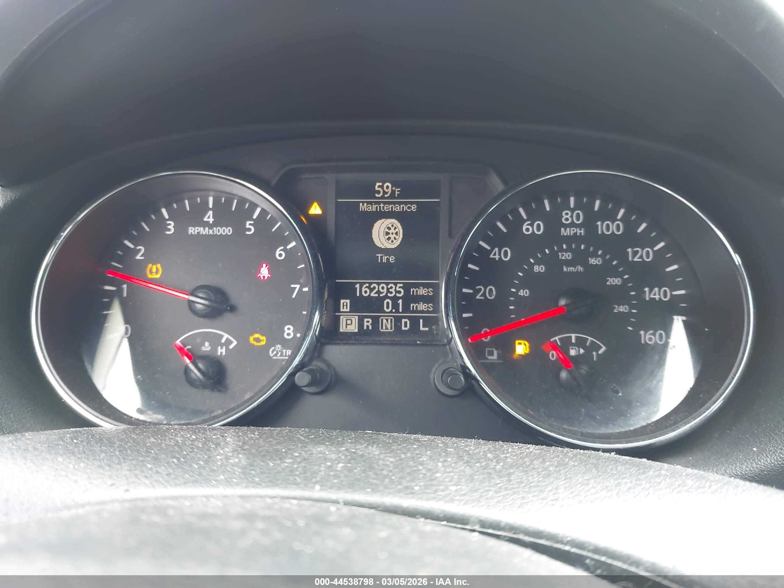 NISSAN ROGUE image 7