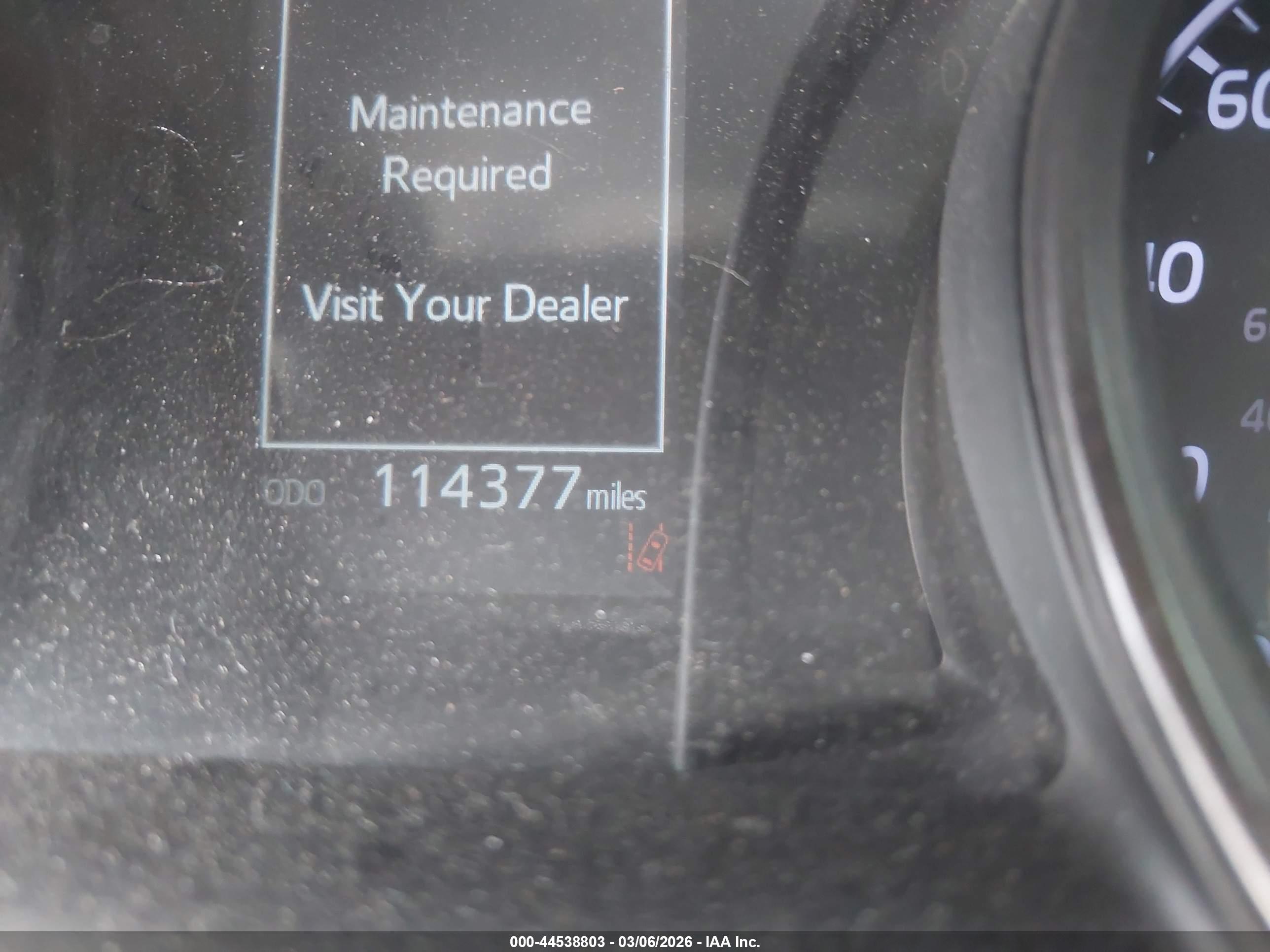 TOYOTA CAMRY image 7
