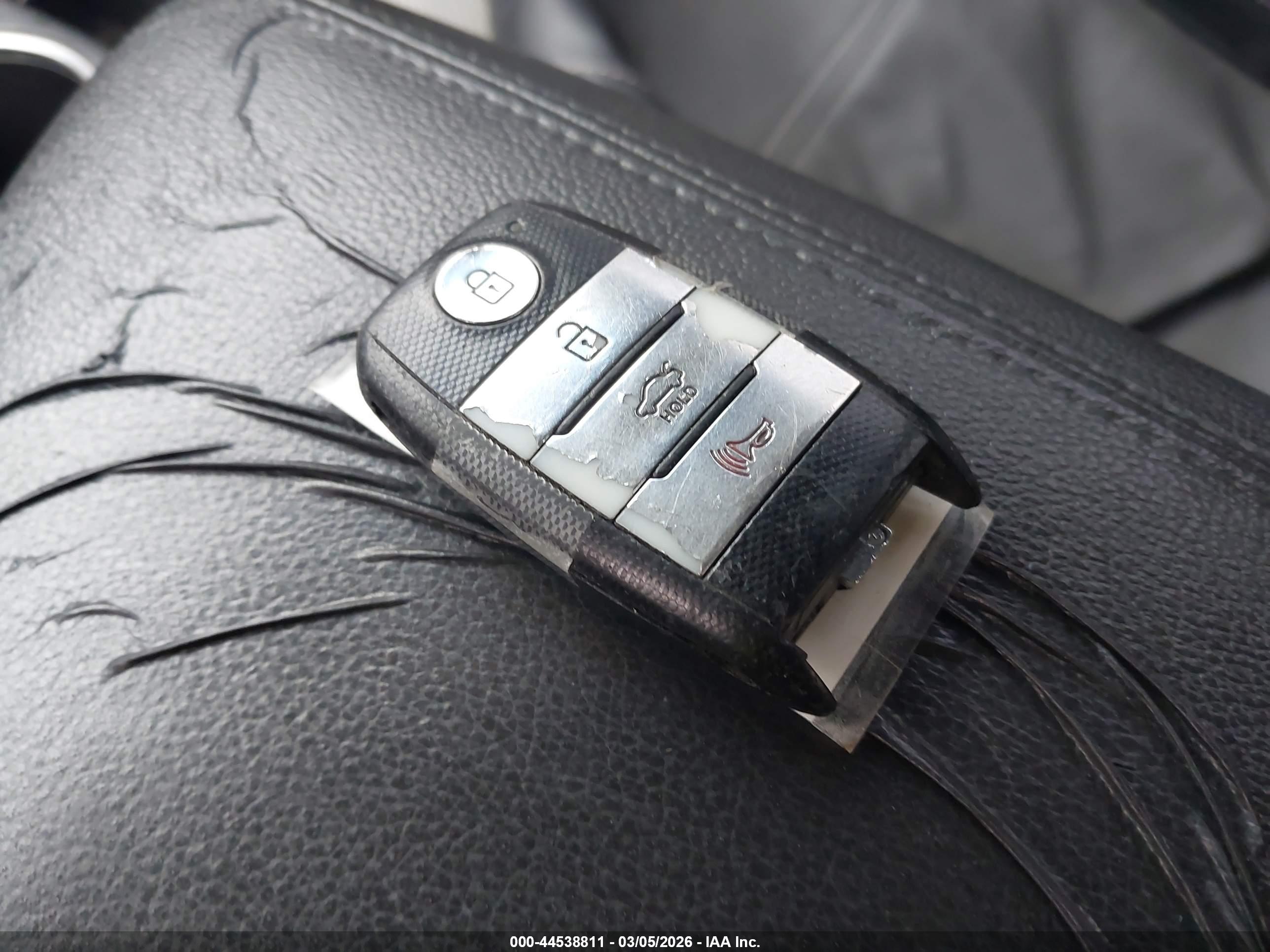 KIA OPTIMA image 11