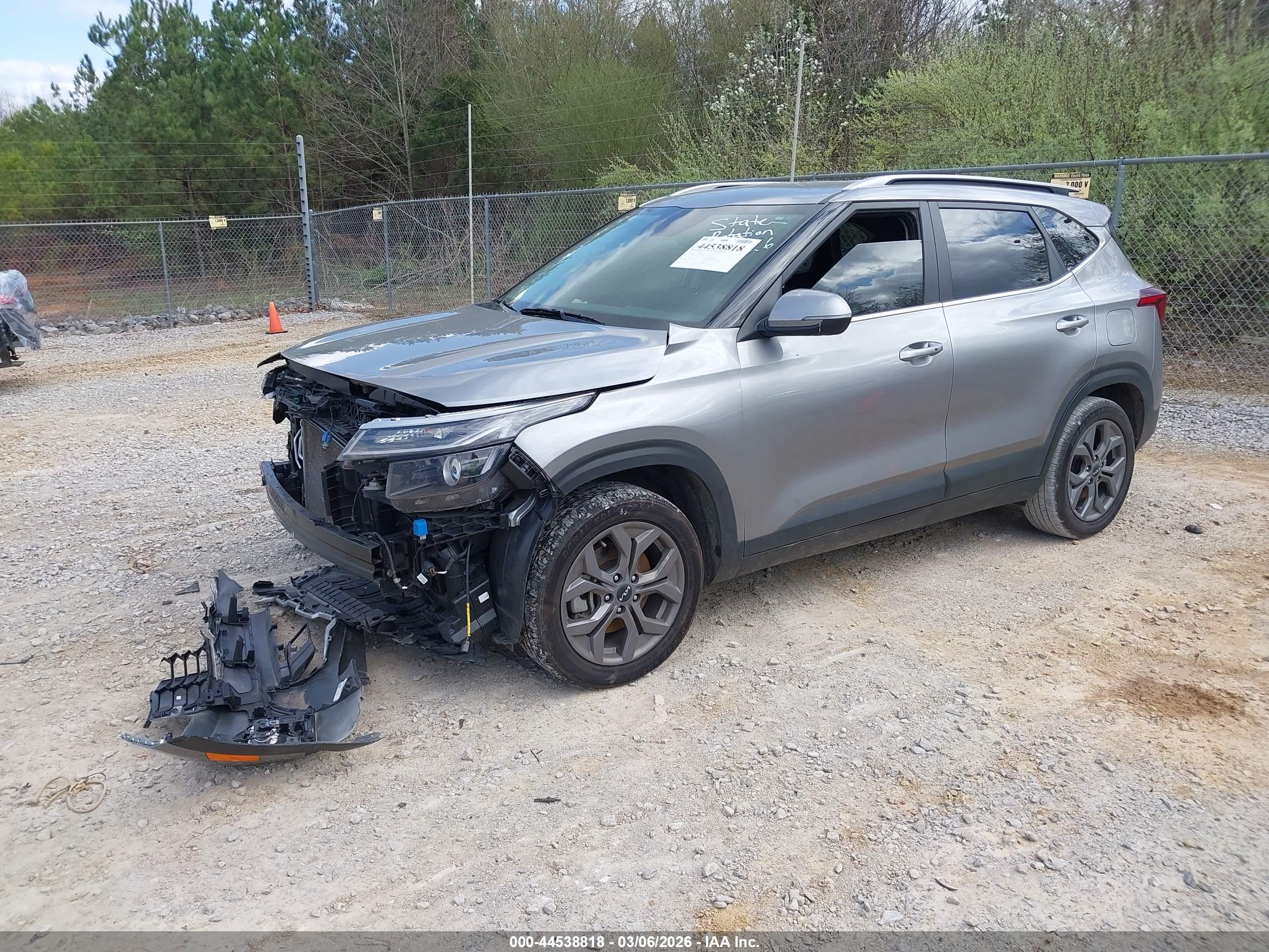 KIA SELTOS image 2