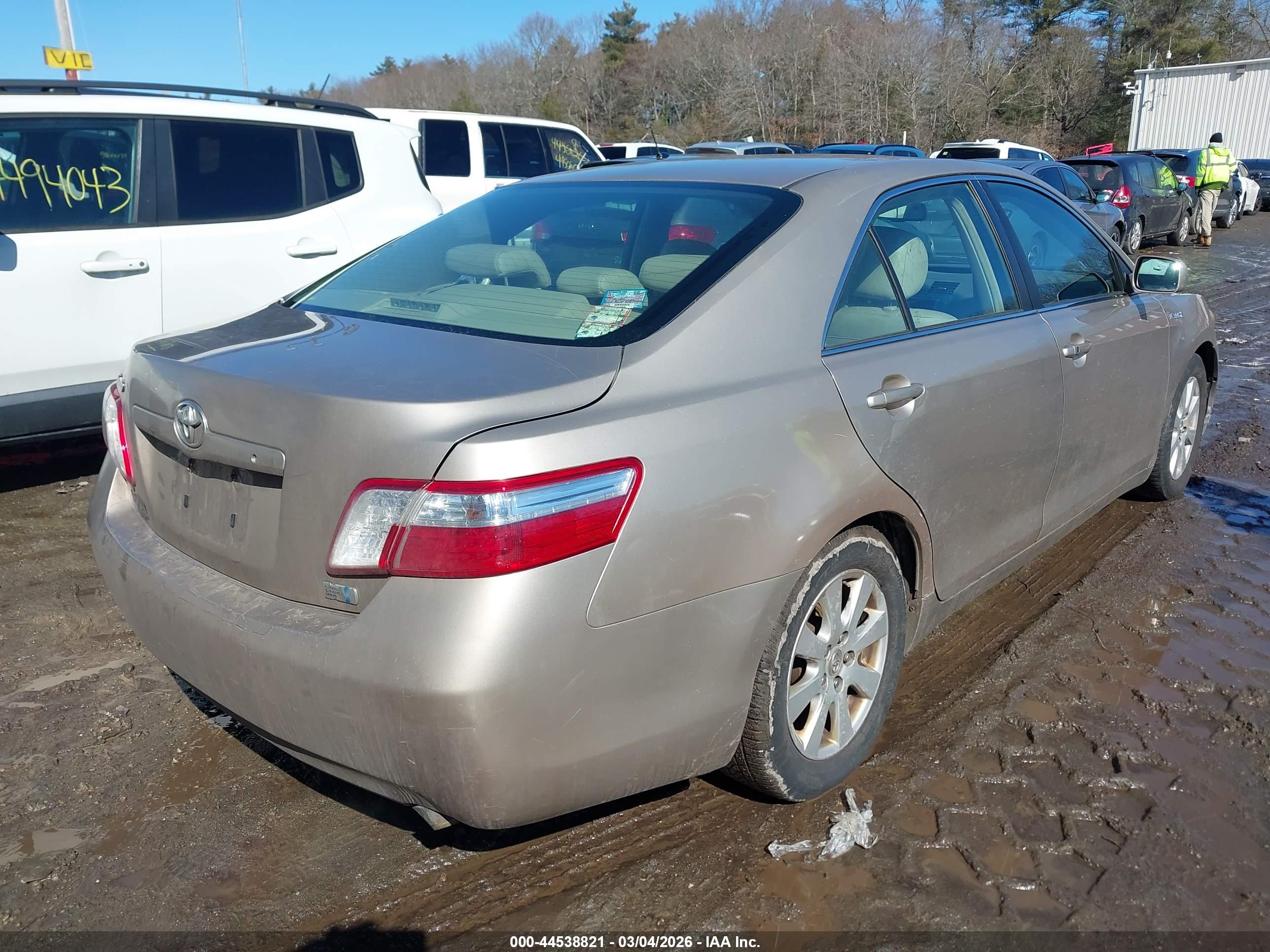 TOYOTA CAMRY image 4