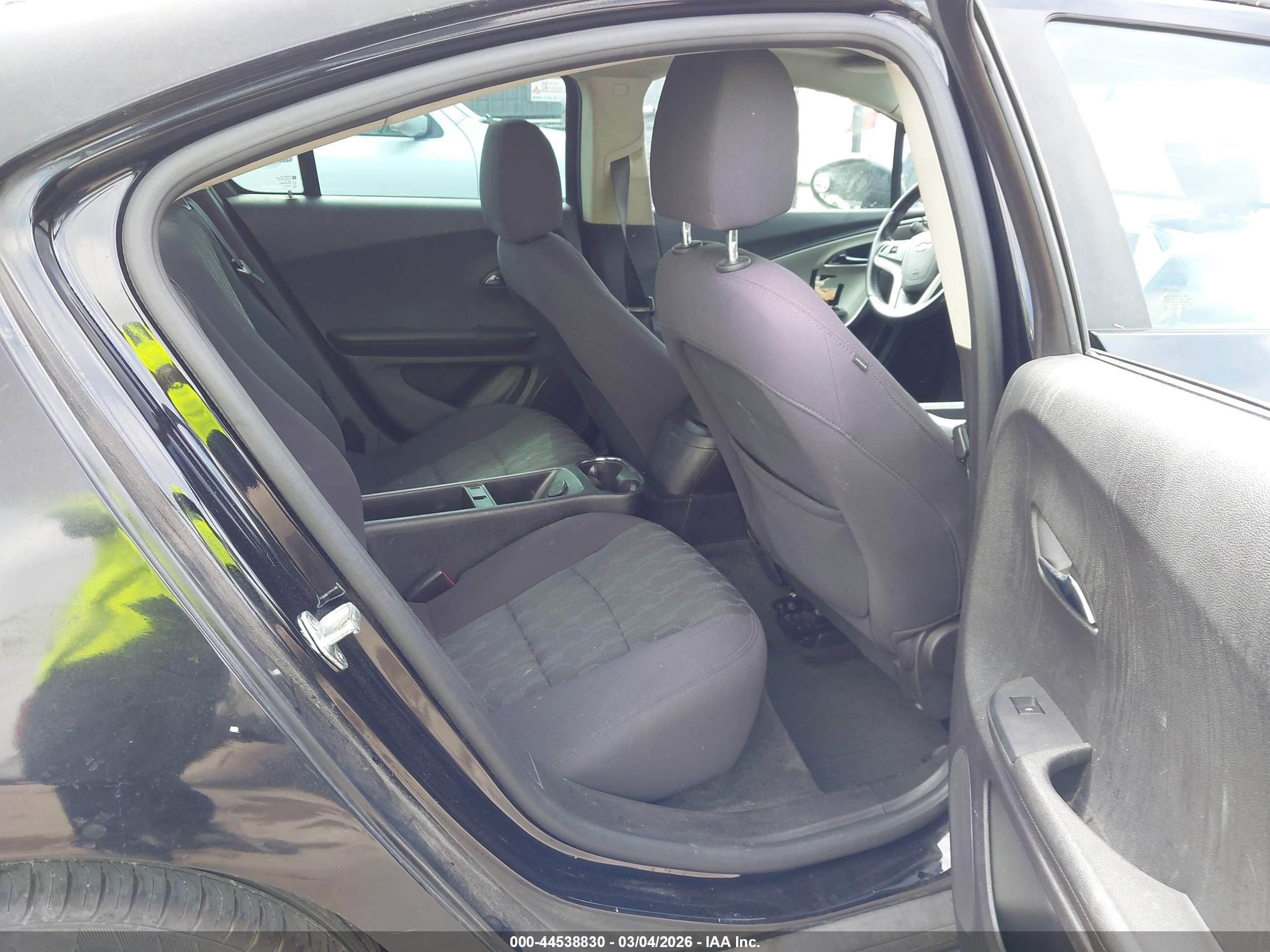 CHEVROLET VOLT image 8