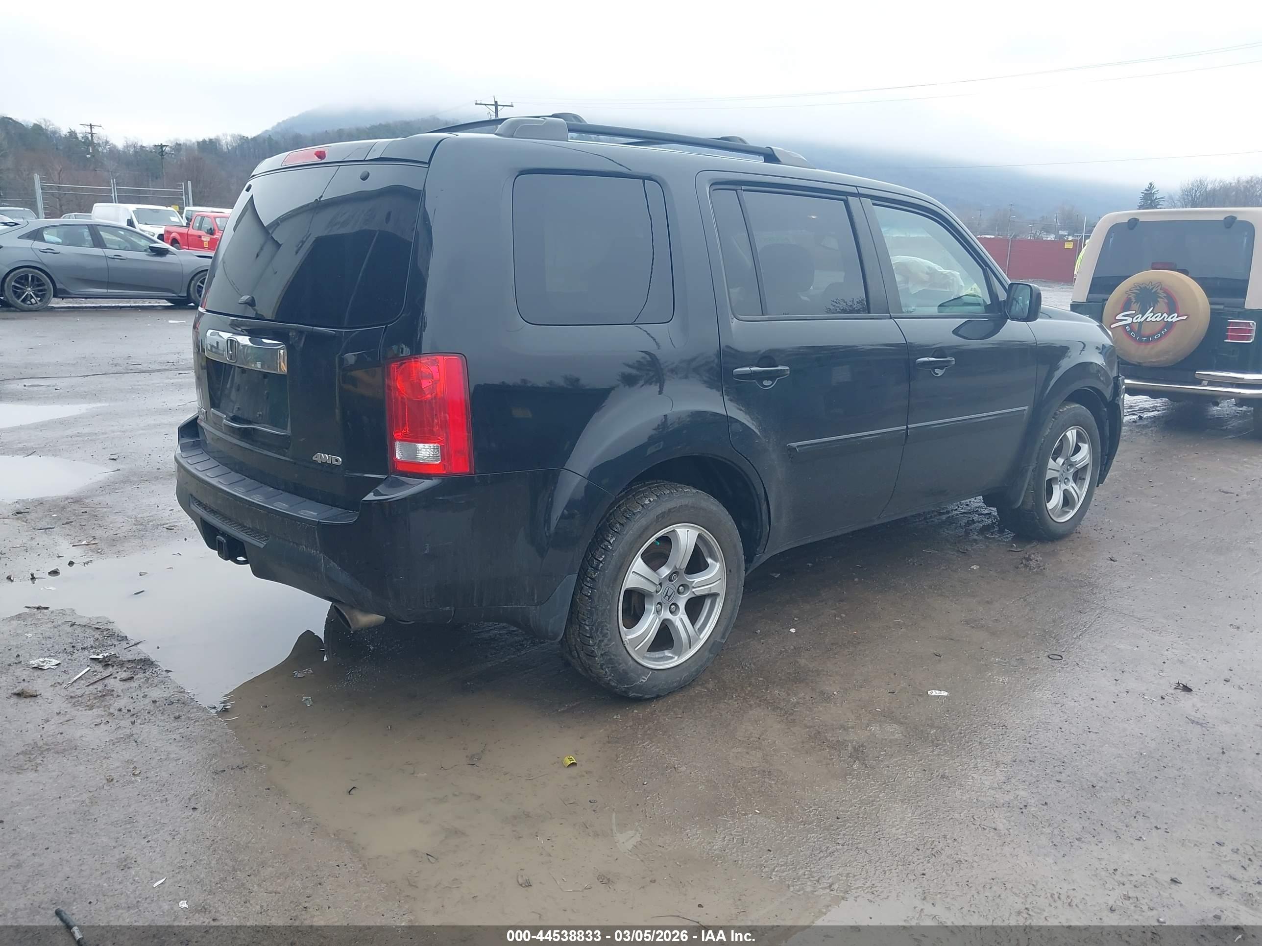 HONDA PILOT image 4