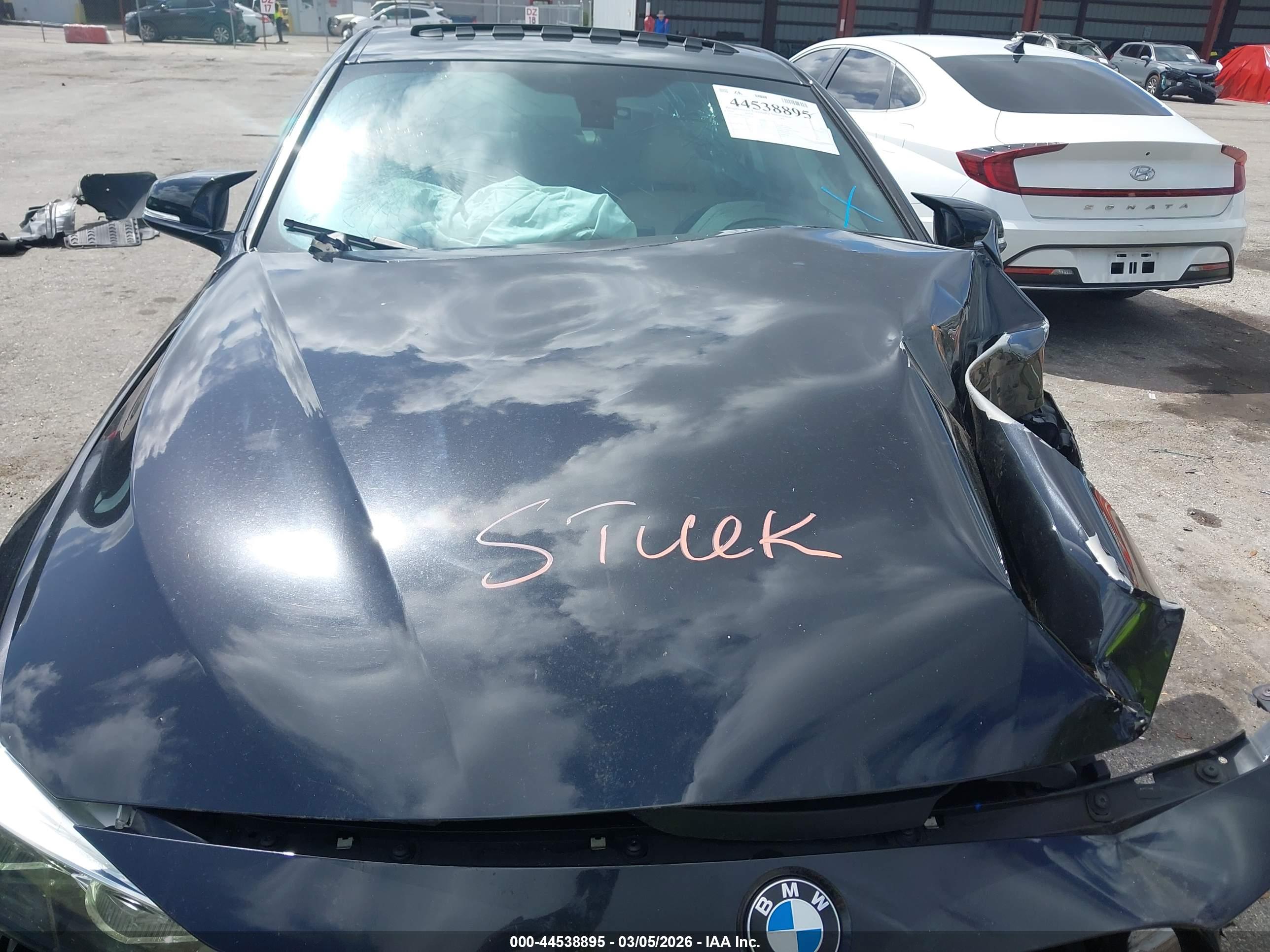 BMW 340I image 10
