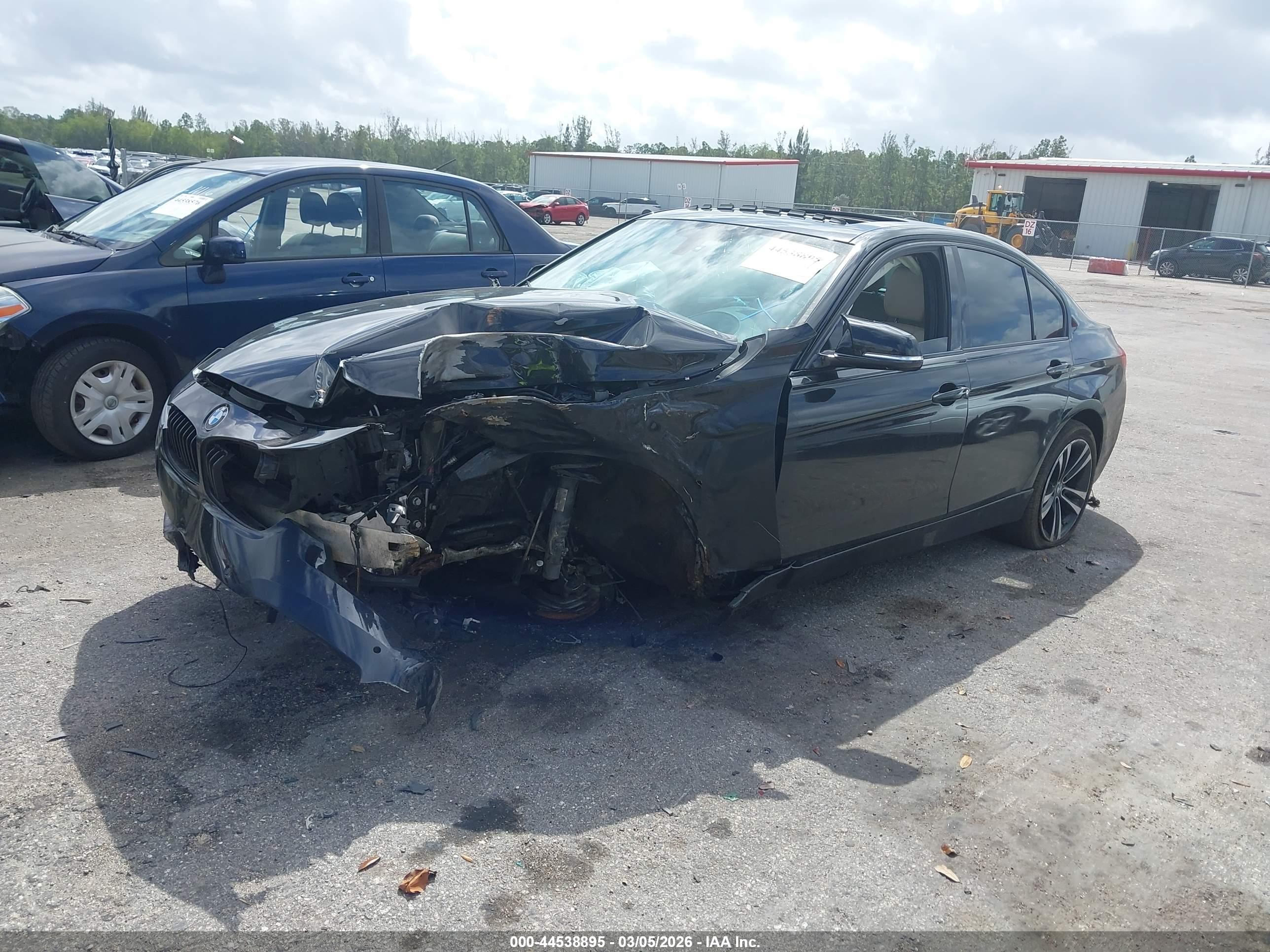 BMW 340I image 2