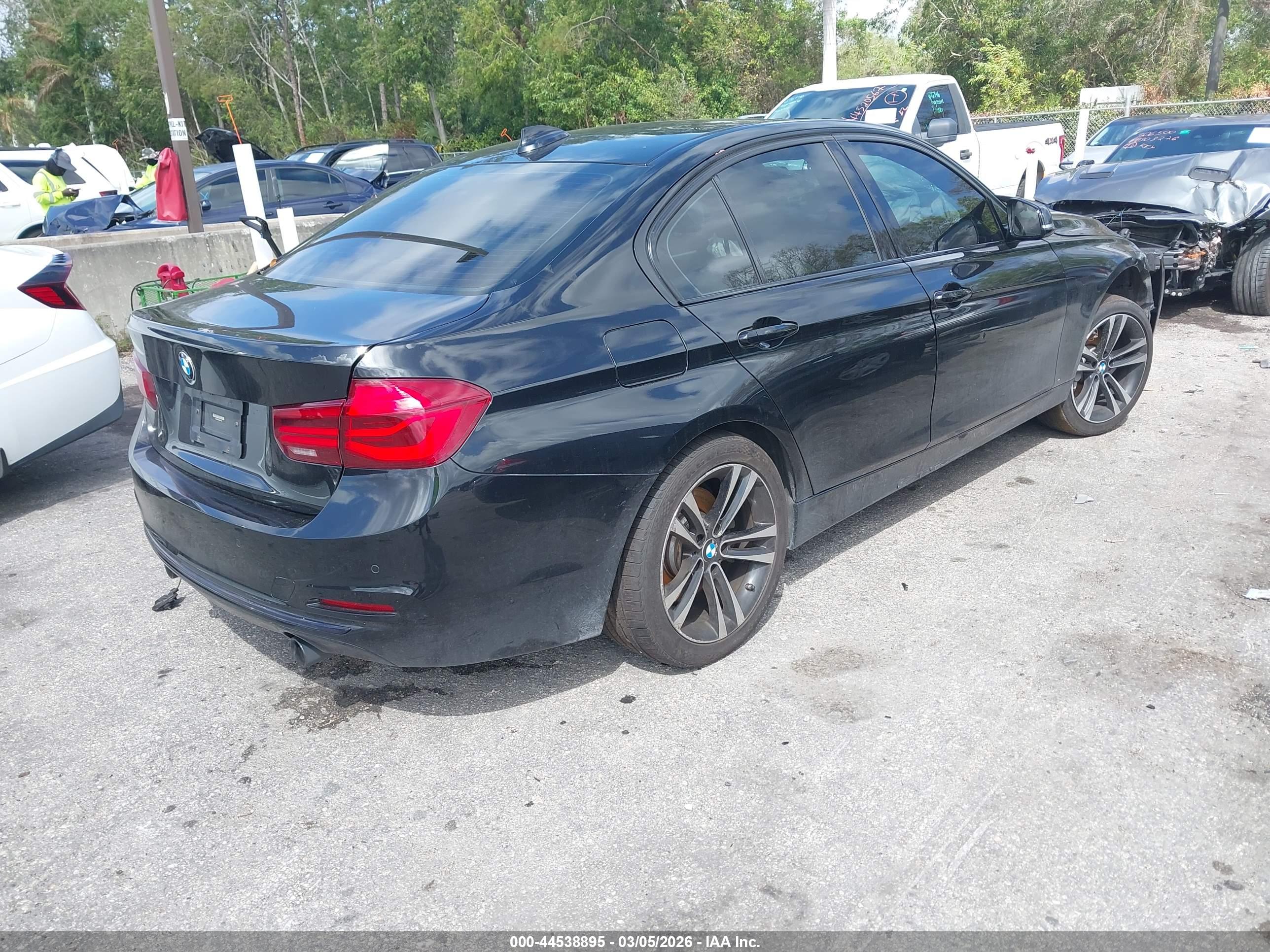 BMW 340I image 4