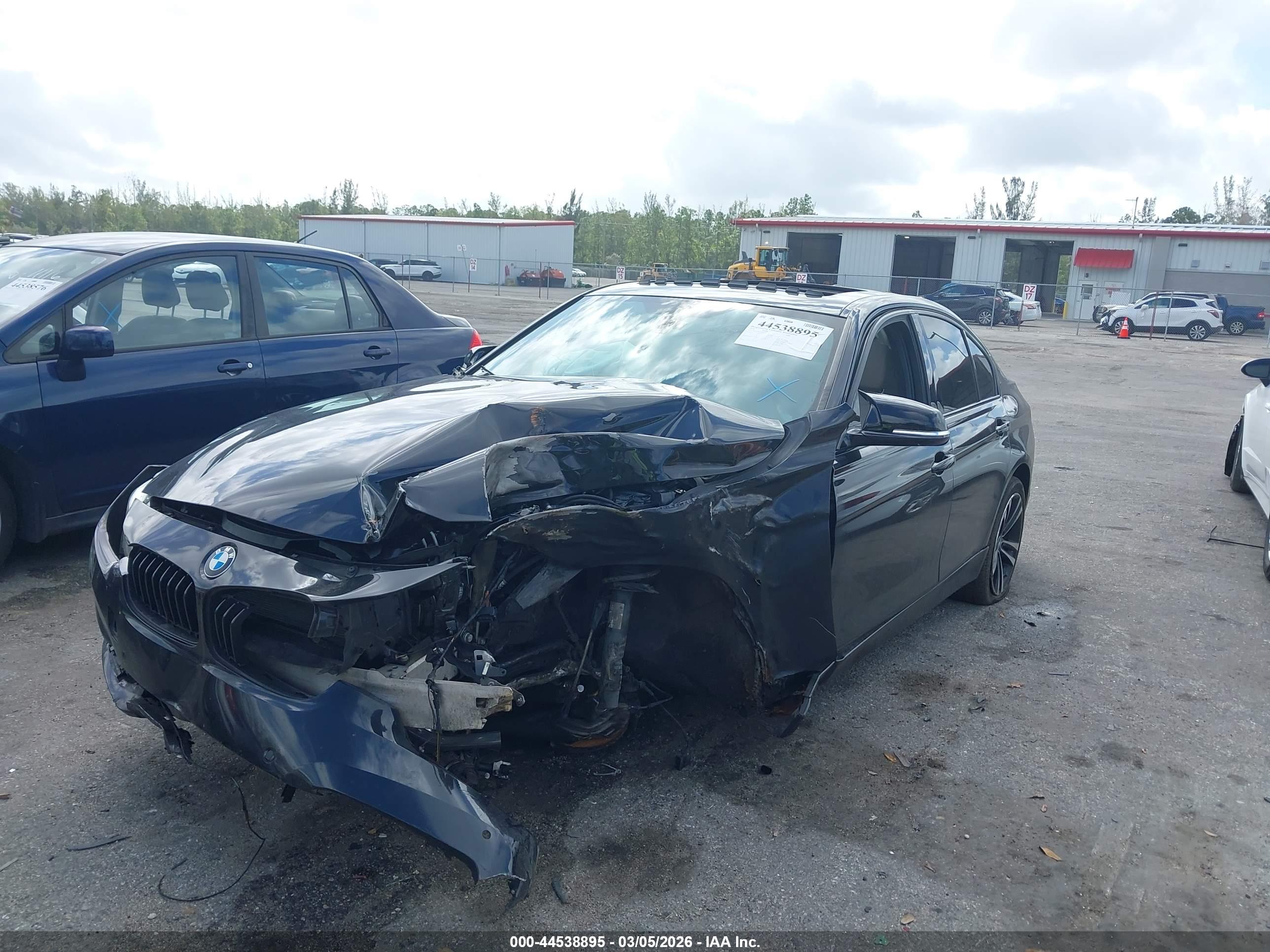 BMW 340I image 6