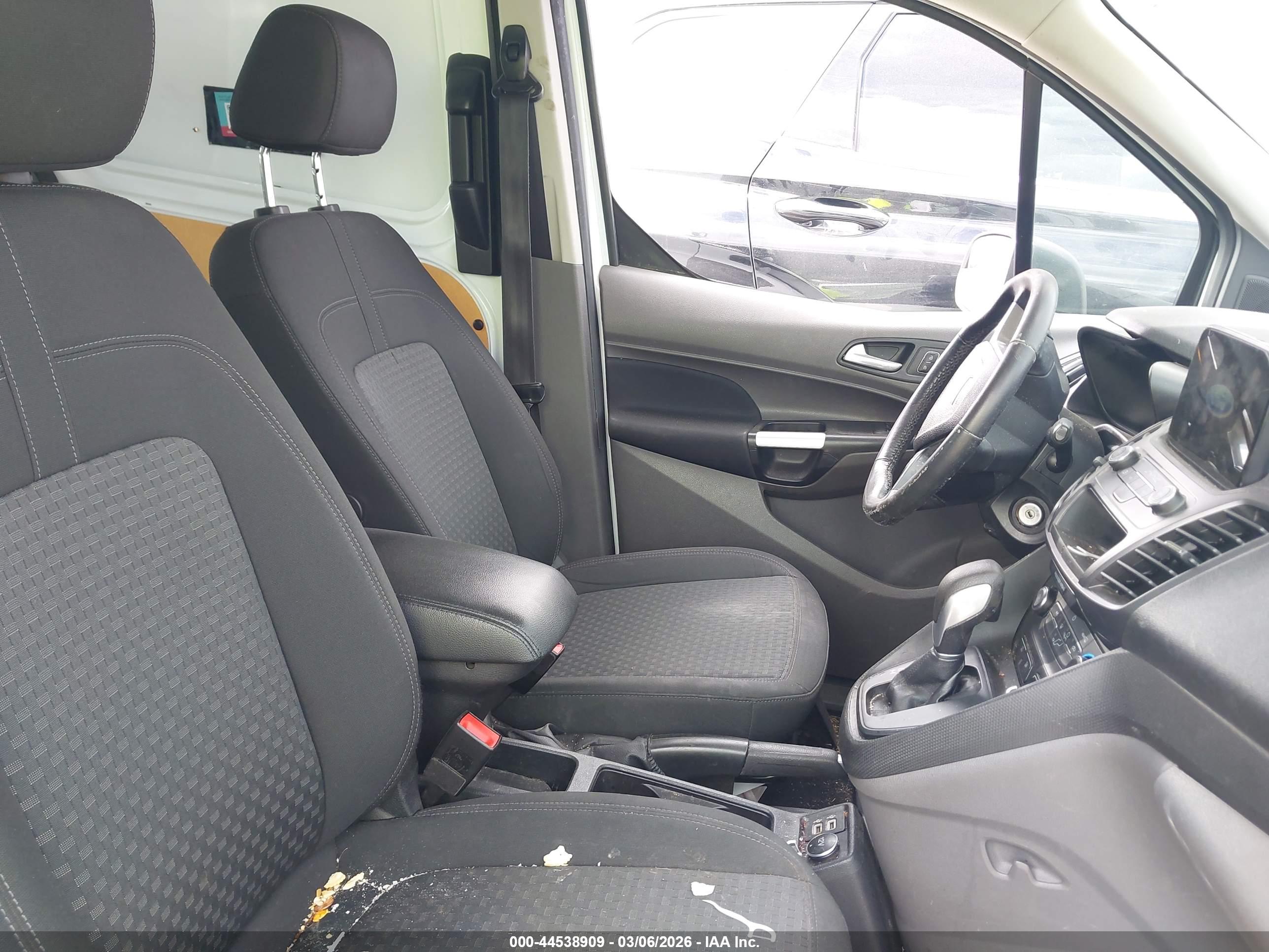 FORD TRANSIT image 5