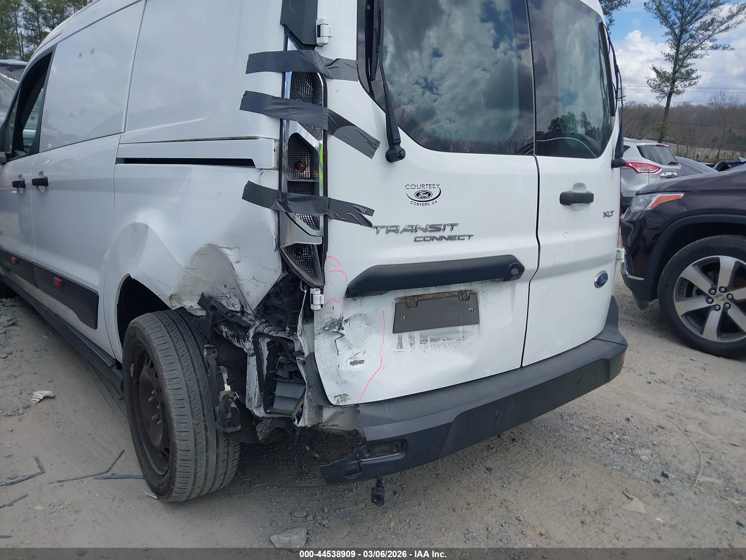 FORD TRANSIT image 6