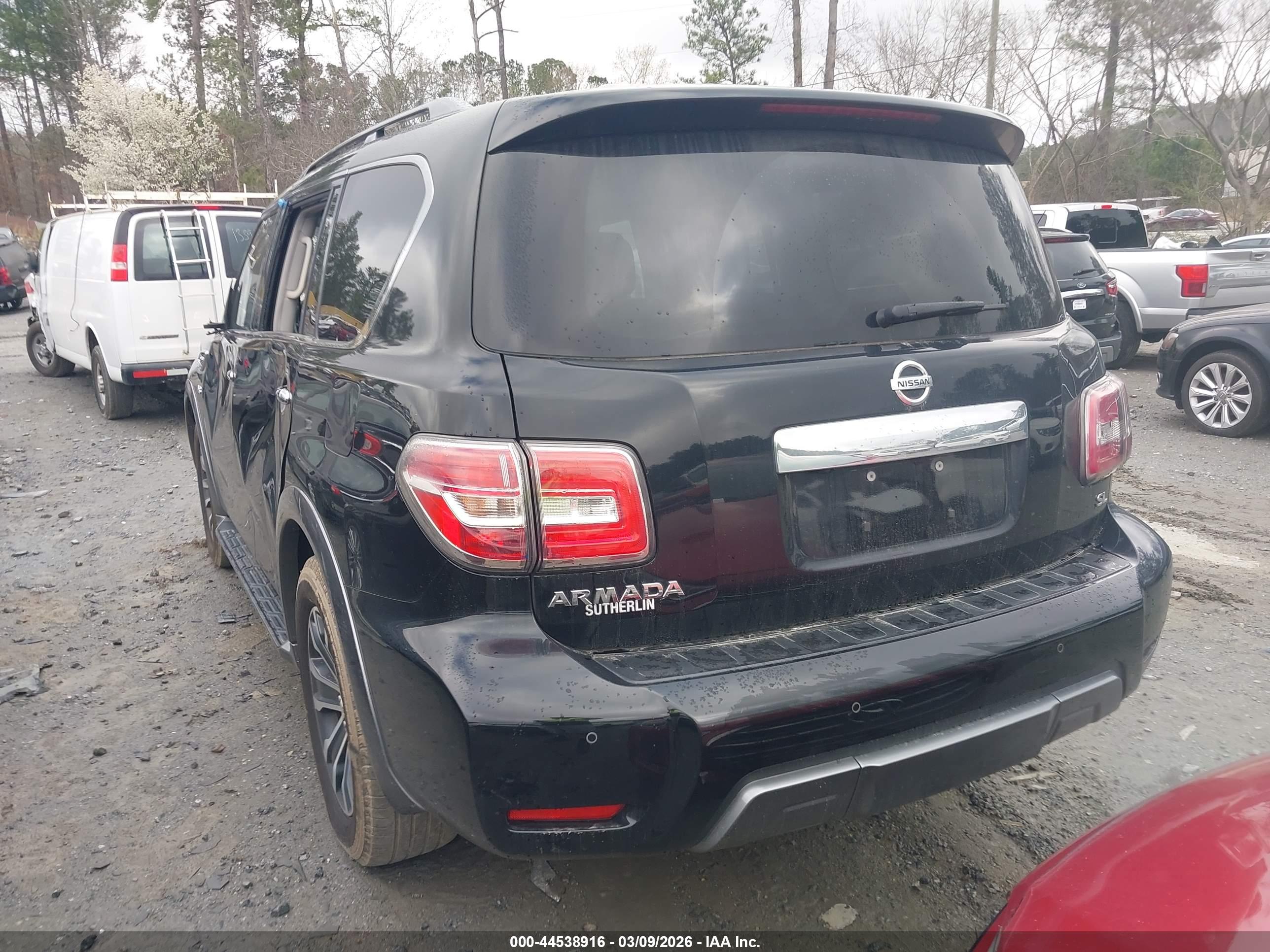NISSAN ARMADA image 3