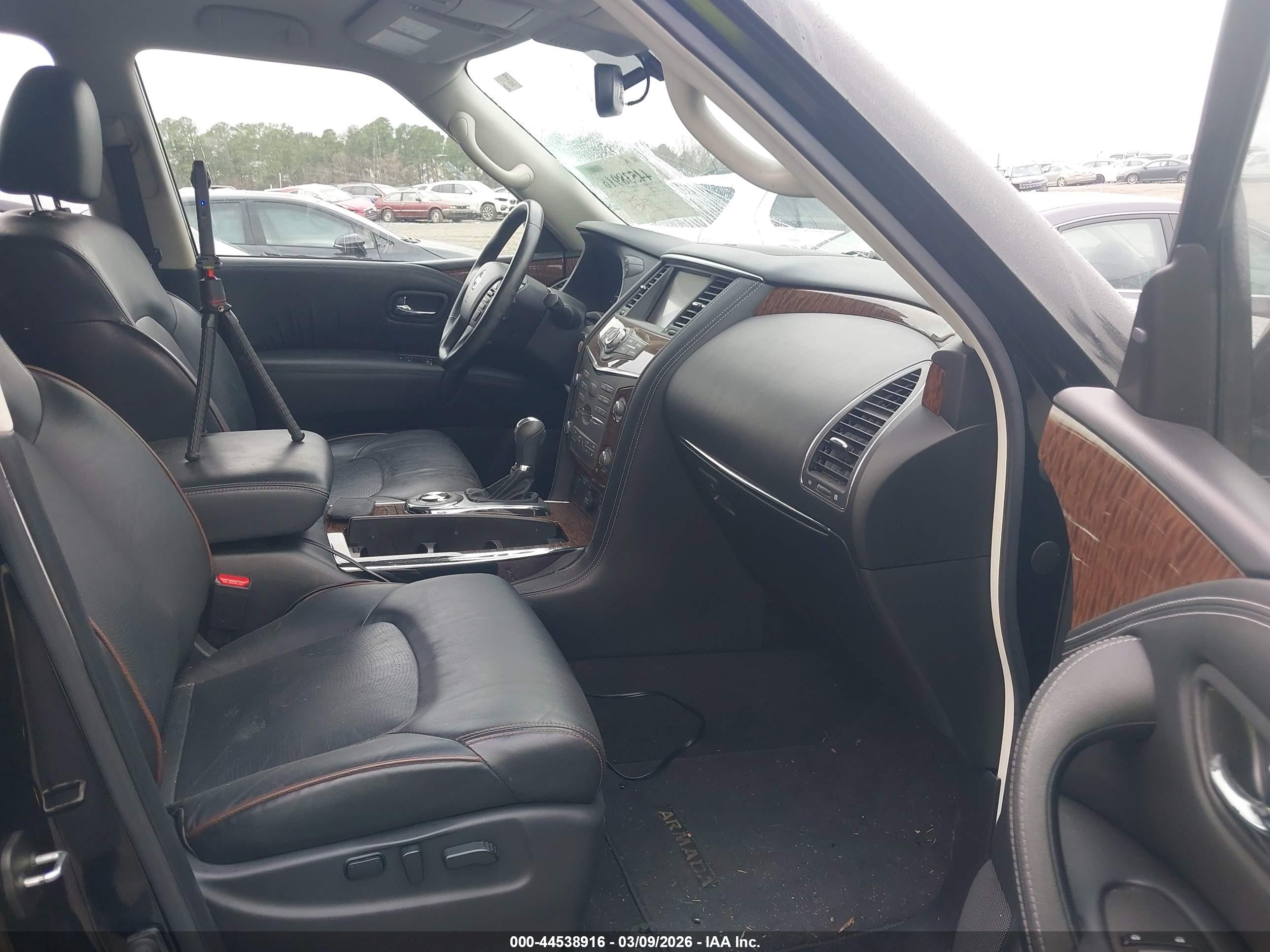 NISSAN ARMADA image 5