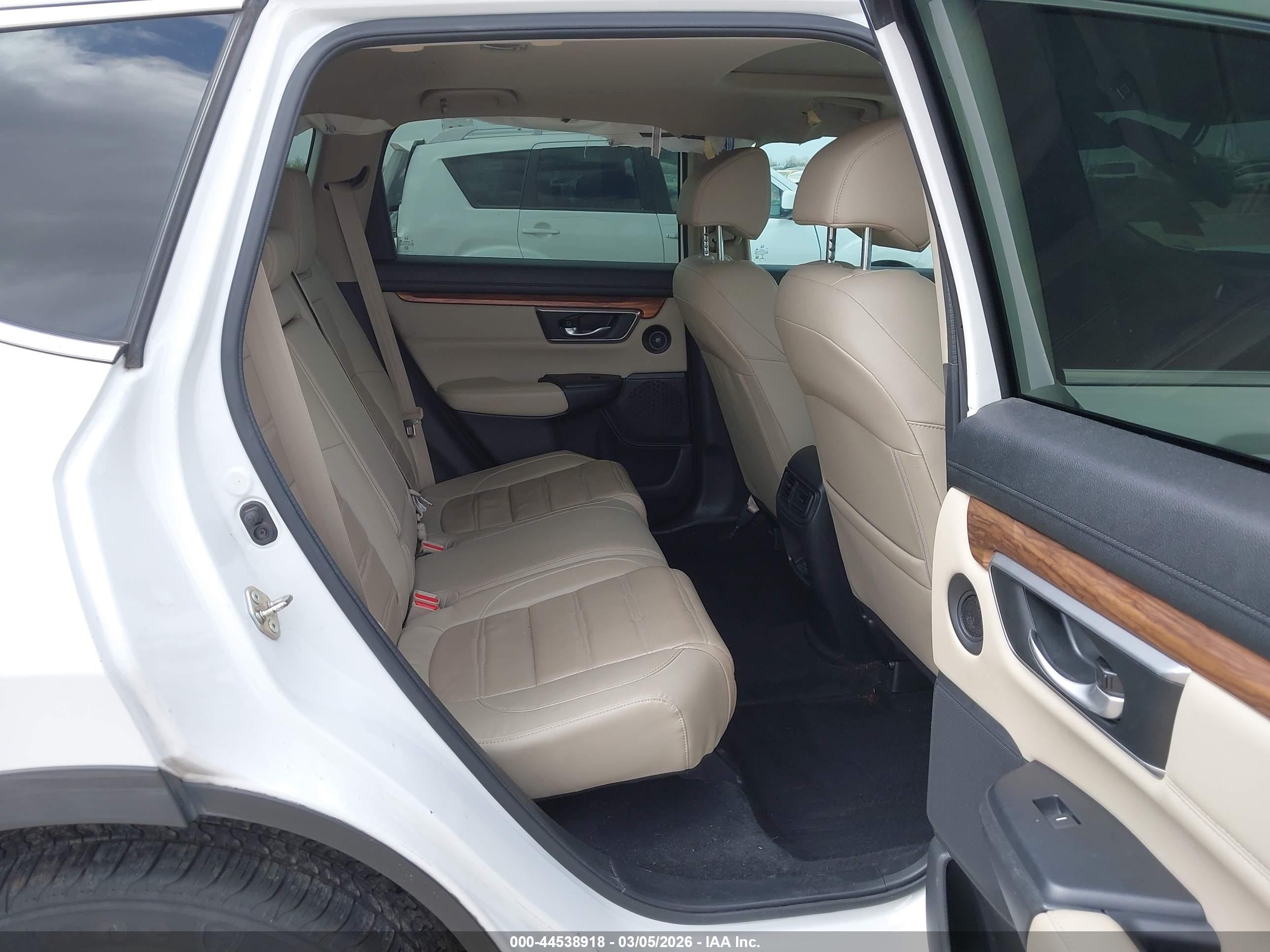 HONDA CR-V image 8
