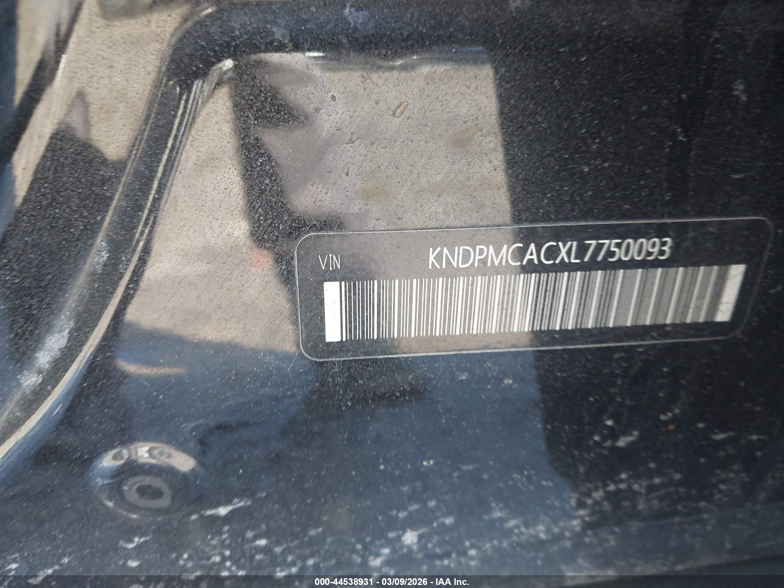 KIA SPORTAGE image 9