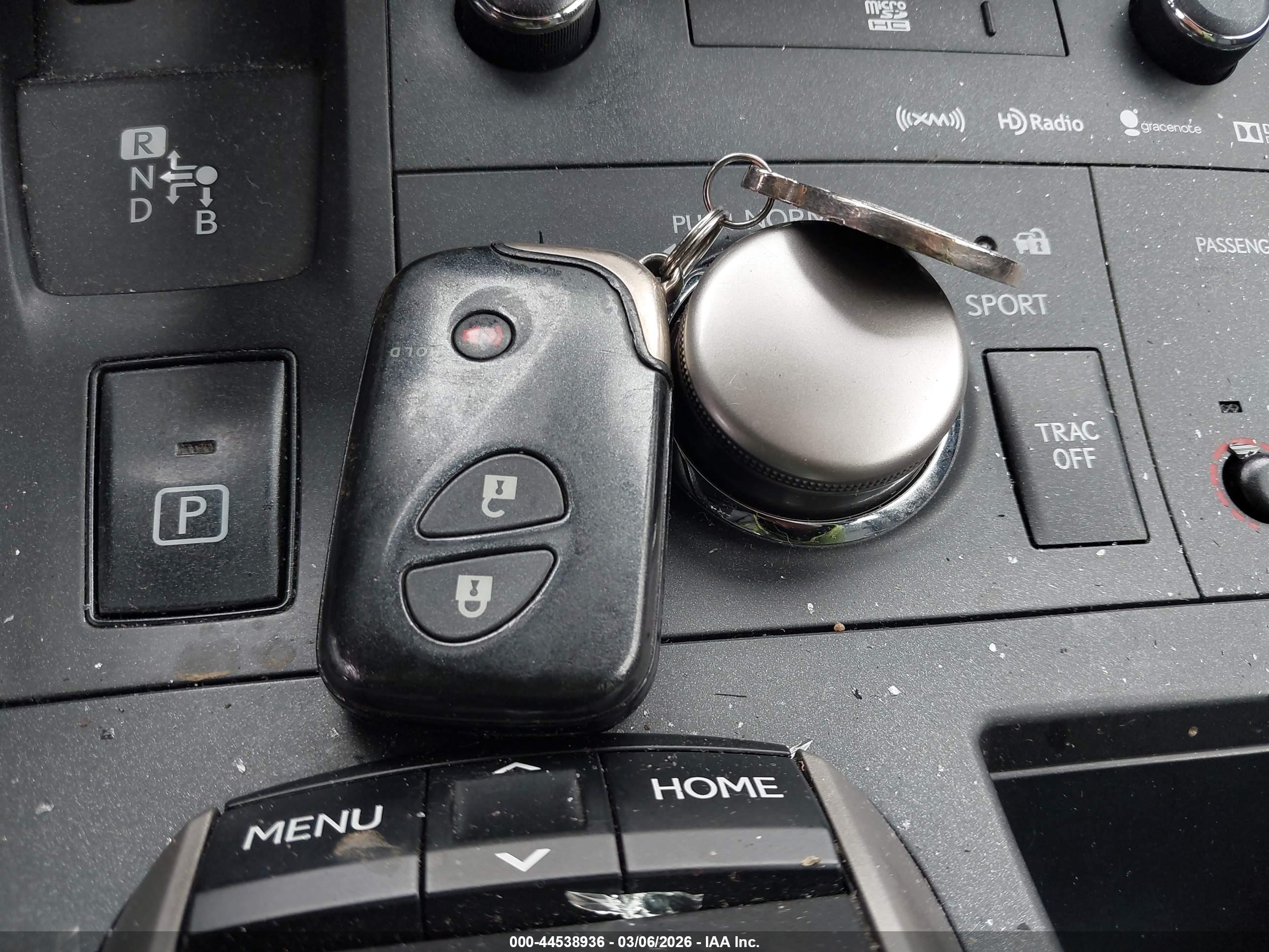 LEXUS CT image 11