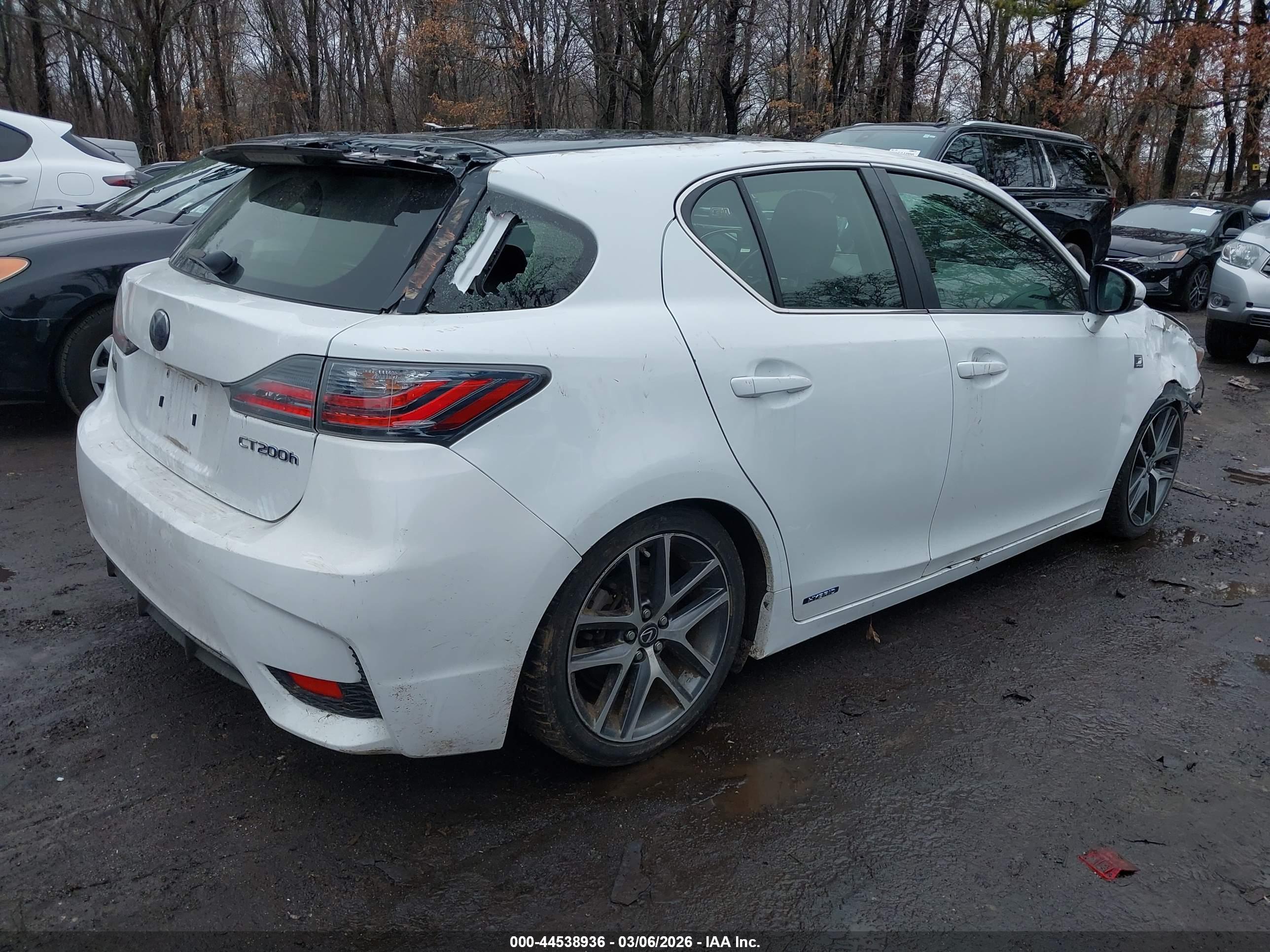 LEXUS CT image 4
