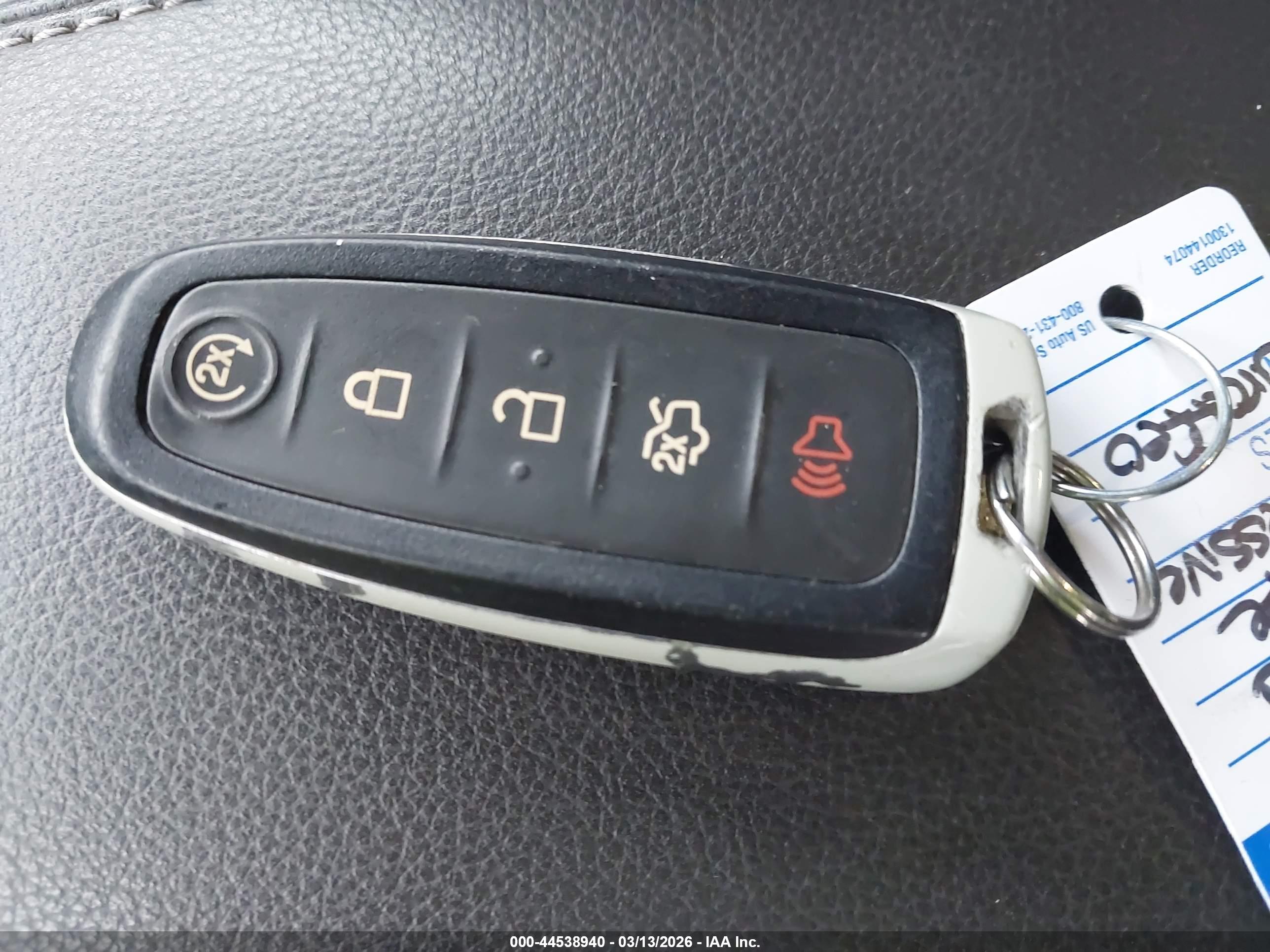 FORD ESCAPE image 11