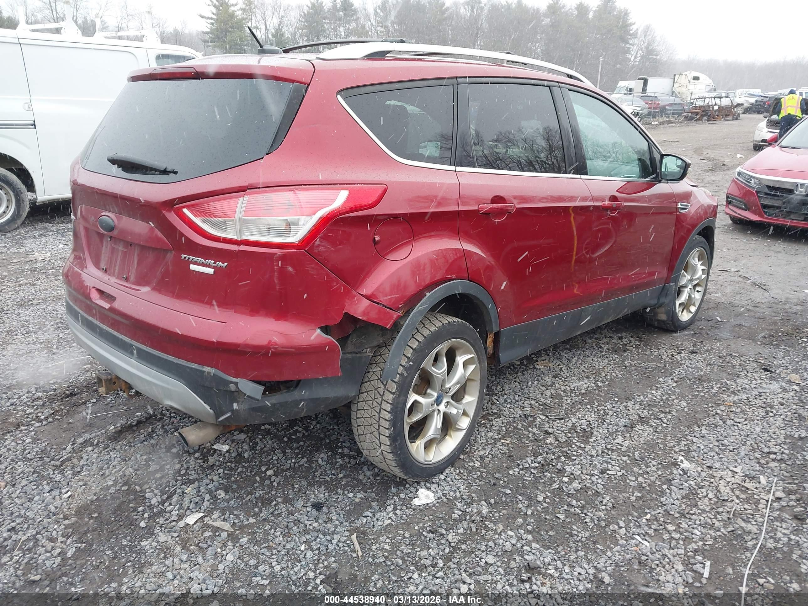 FORD ESCAPE image 4