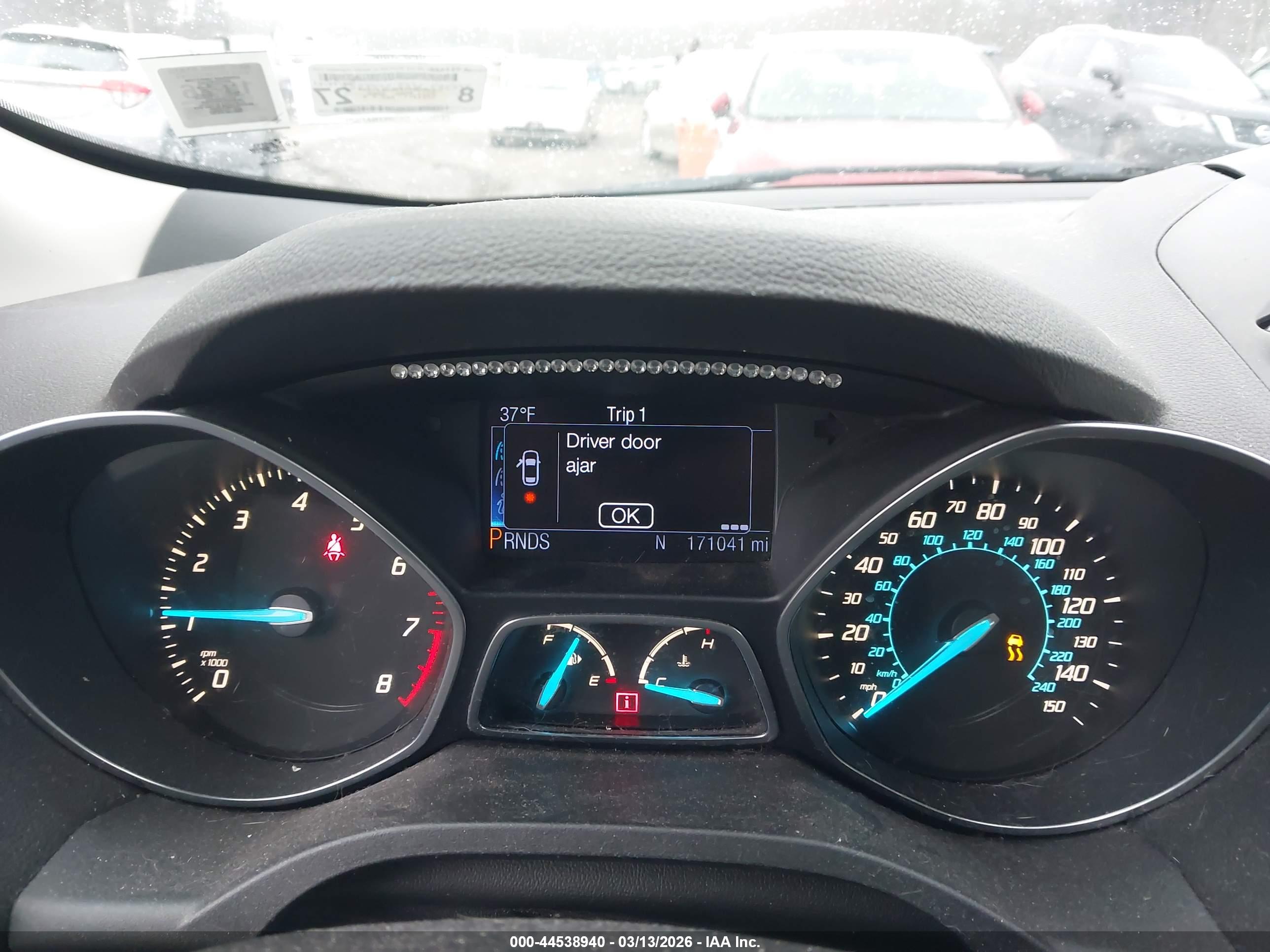 FORD ESCAPE image 7