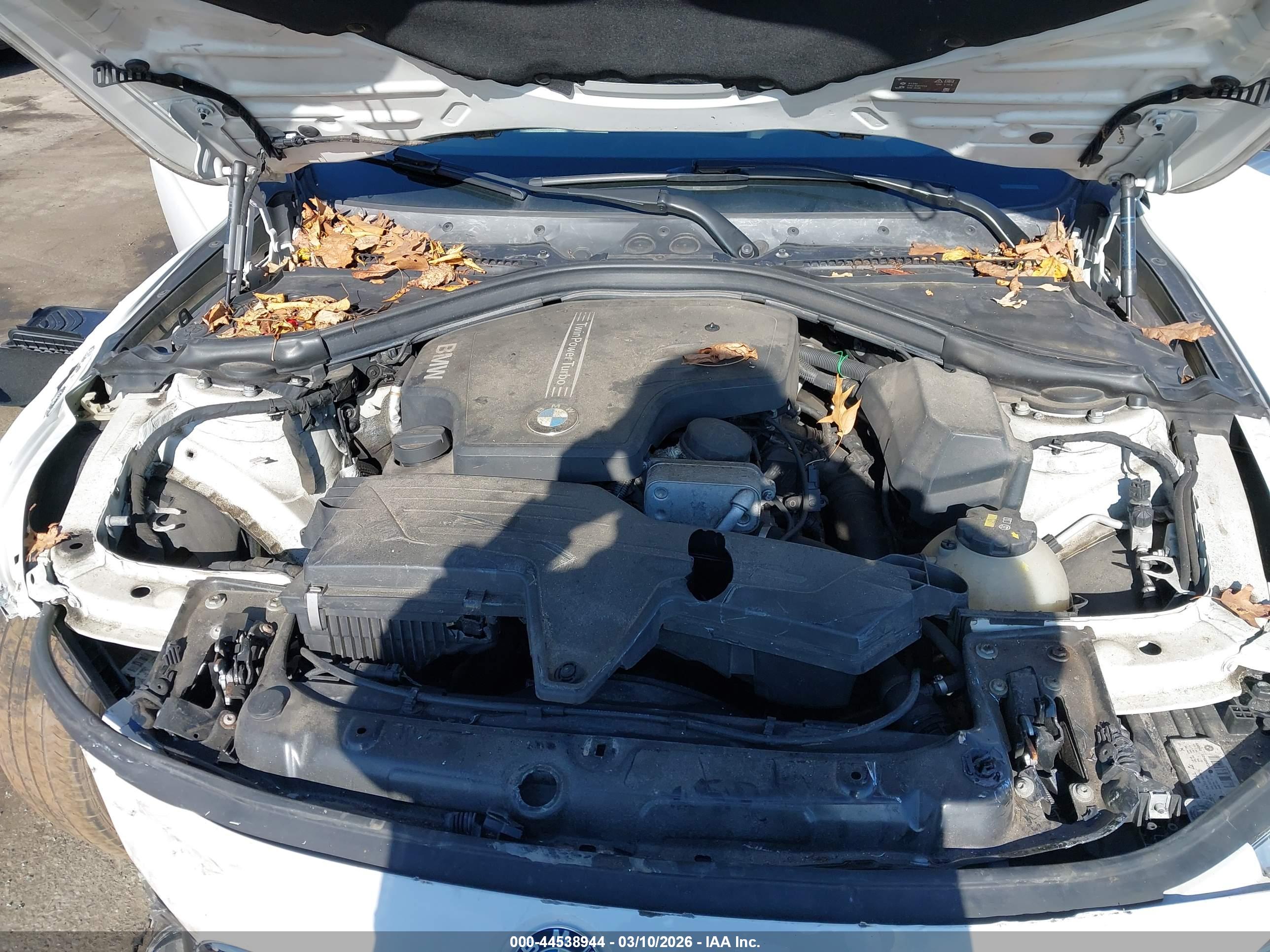 BMW 328I image 10