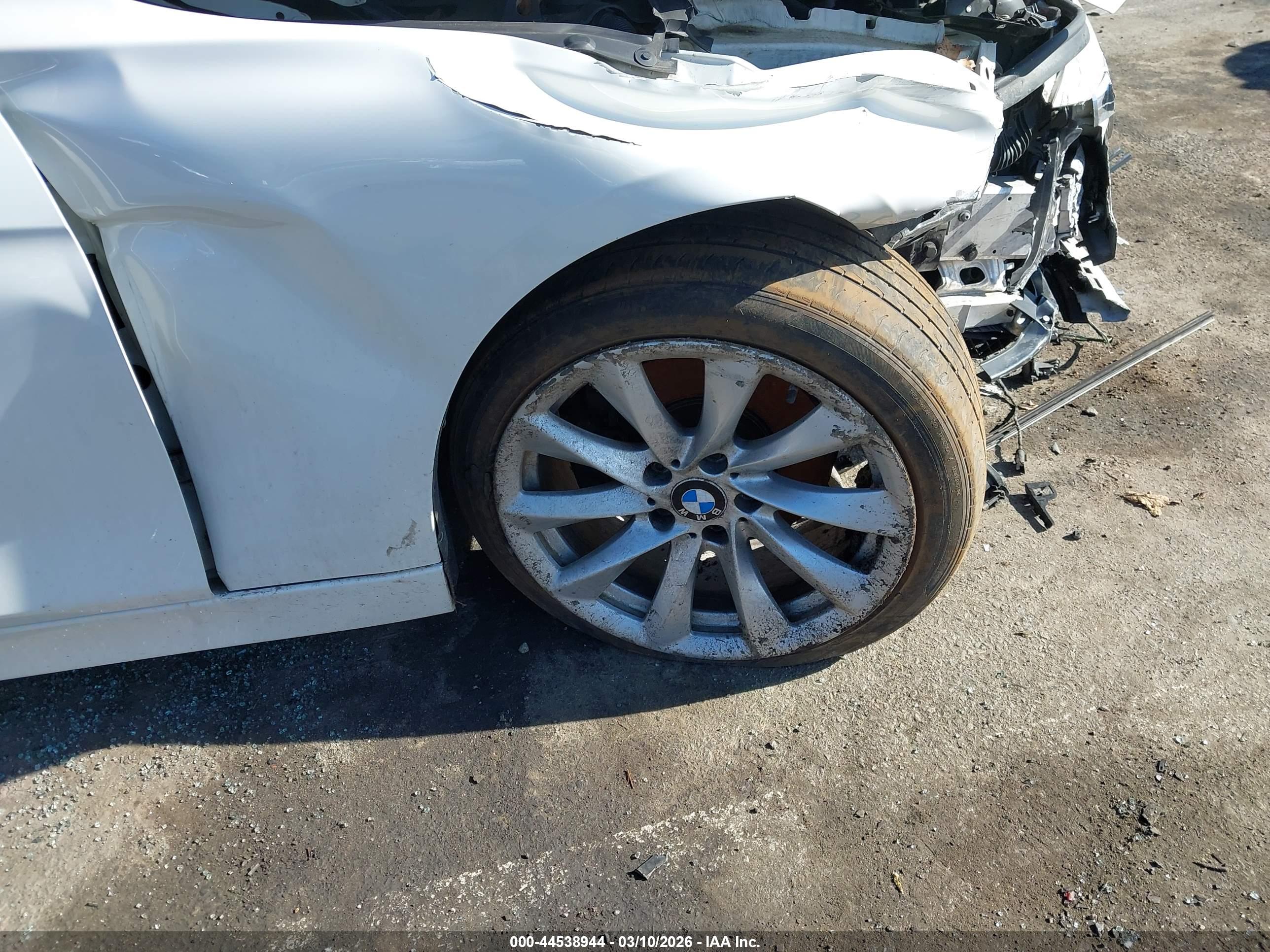 BMW 328I image 6