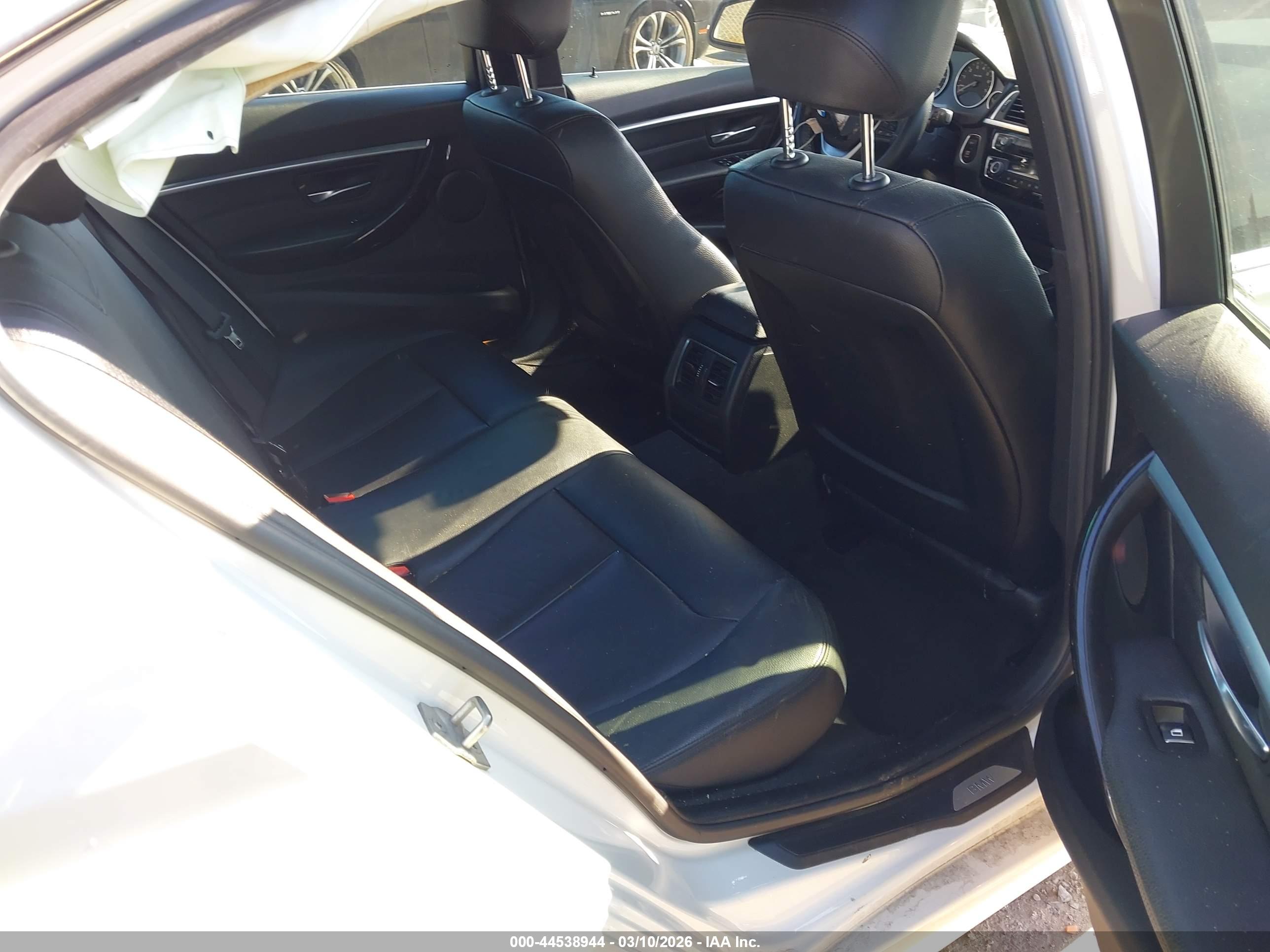 BMW 328I image 8