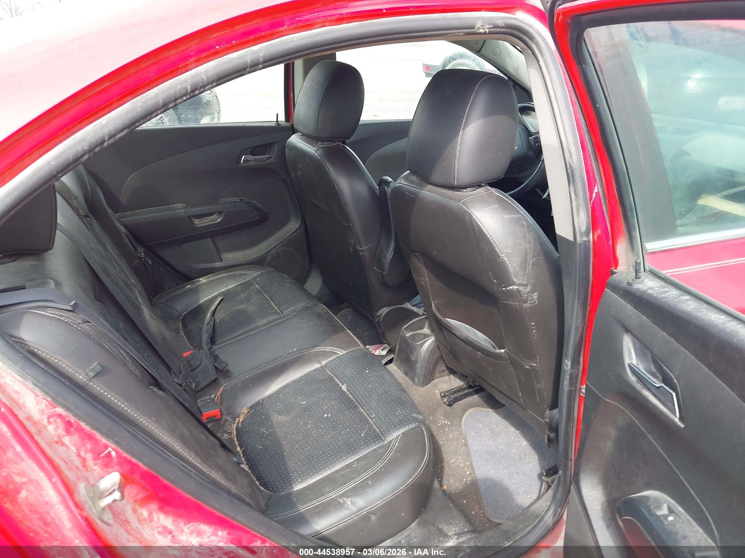 CHEVROLET SONIC image 8
