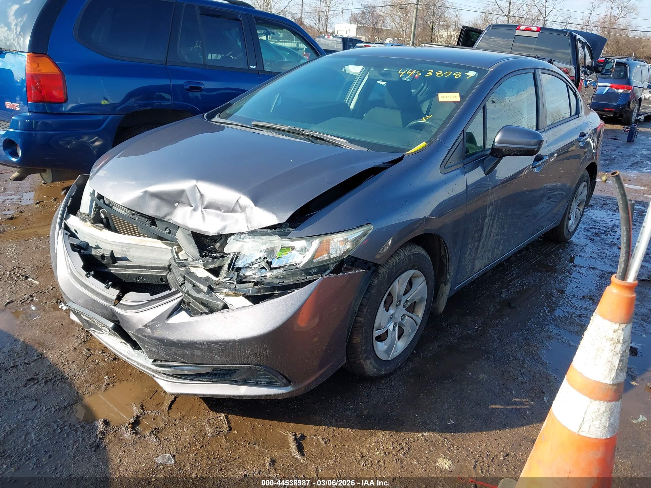 HONDA CIVIC image 2