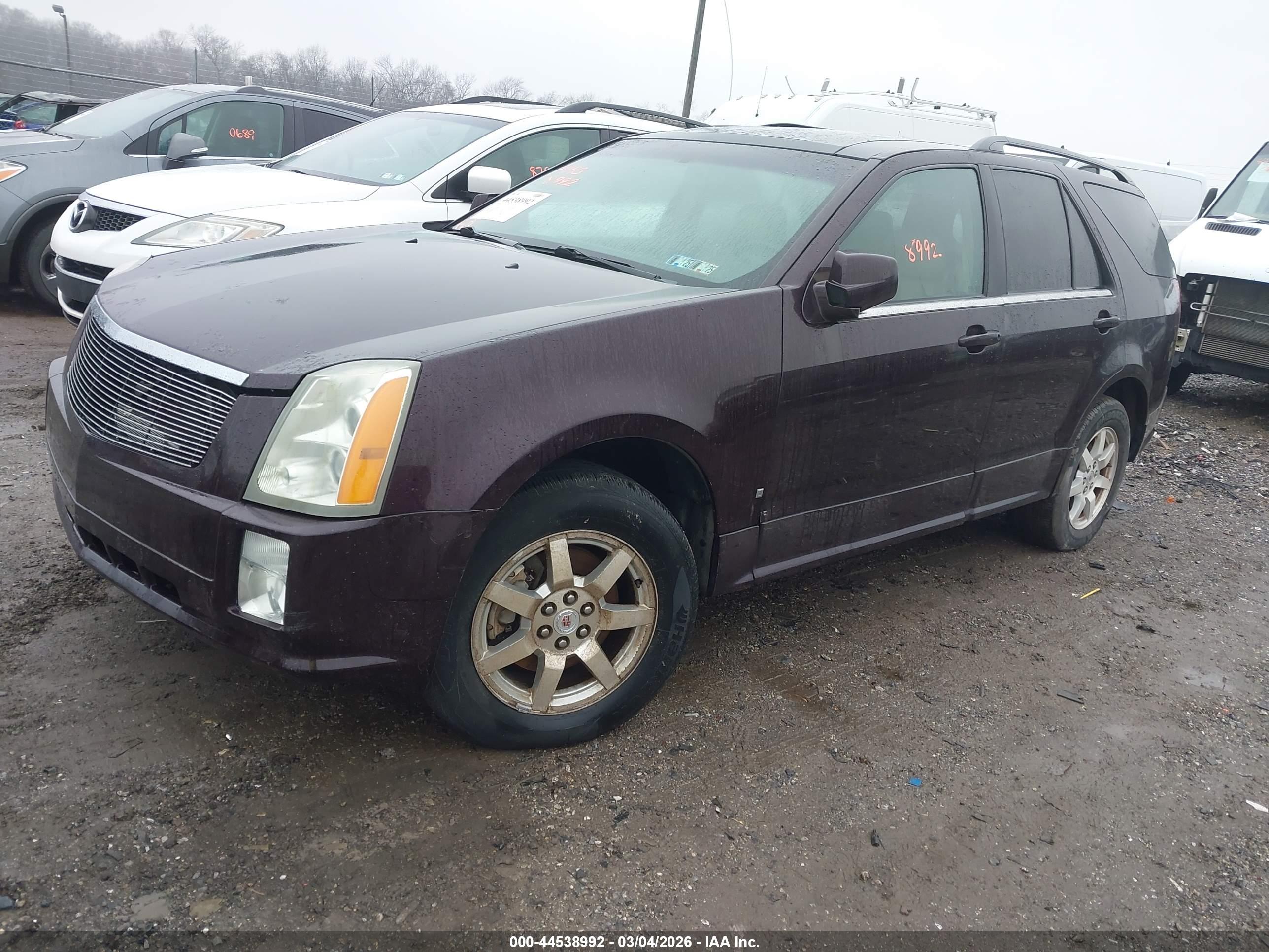 CADILLAC SRX image 2