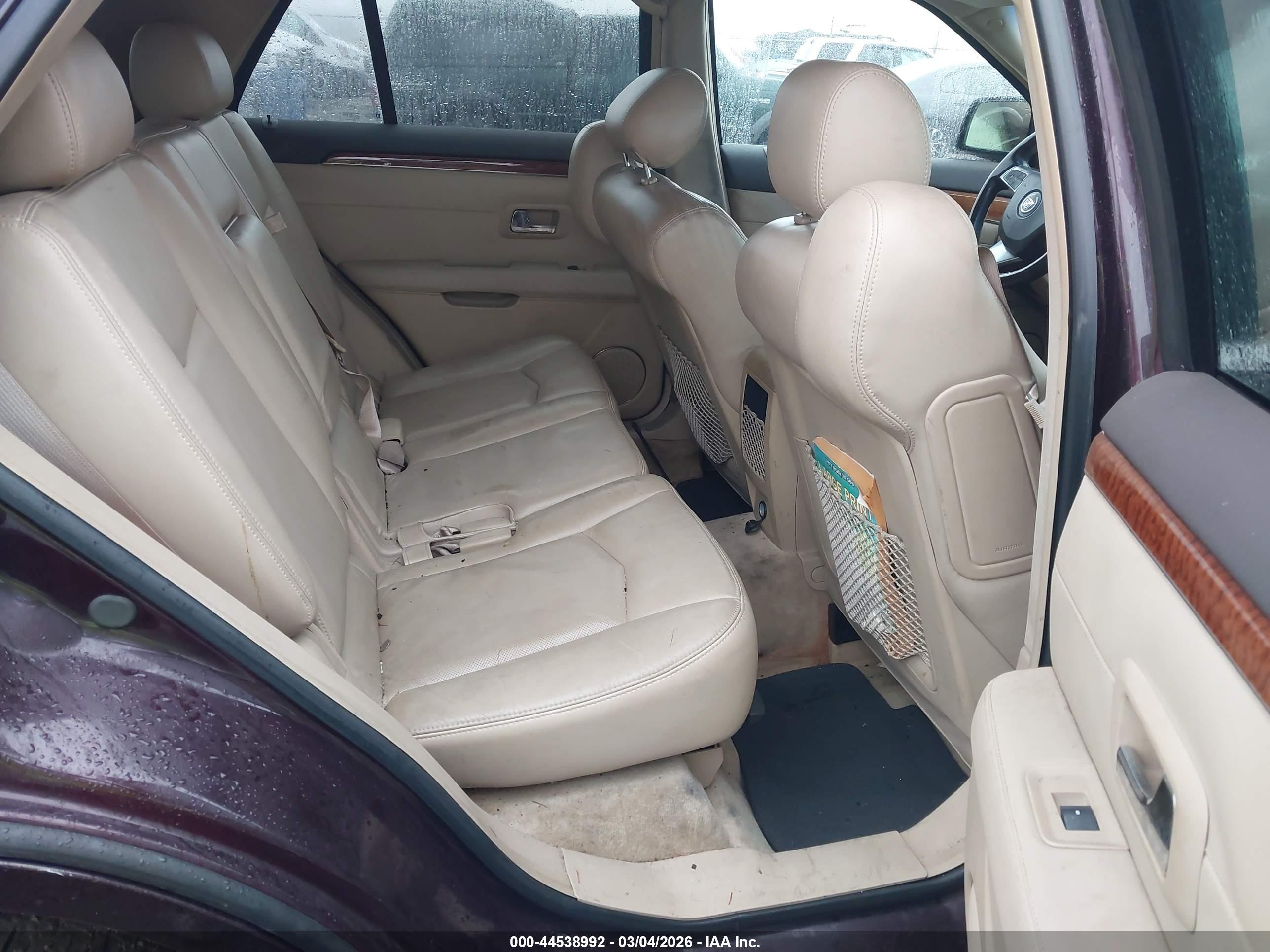 CADILLAC SRX image 8