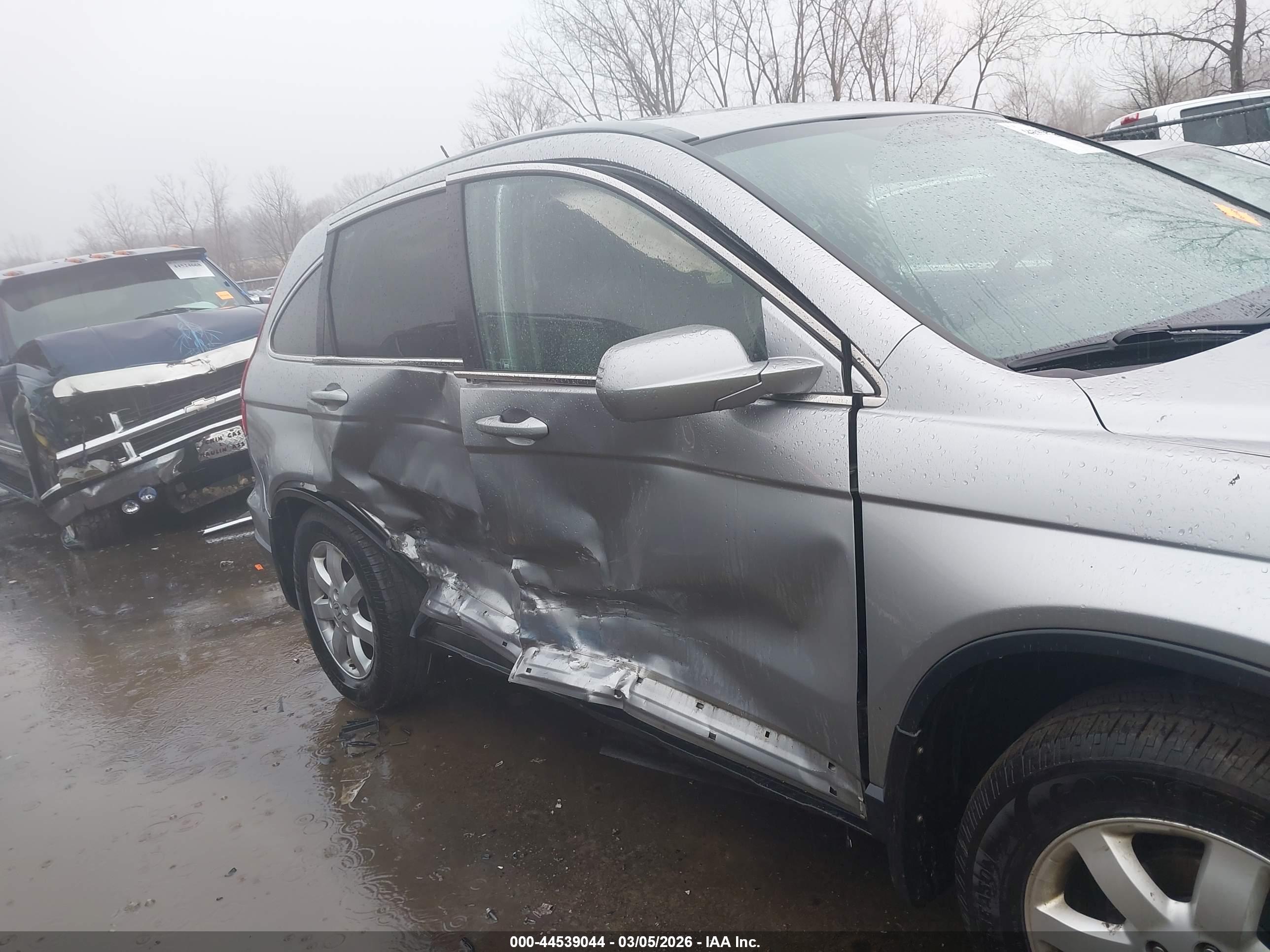 HONDA CR-V image 6