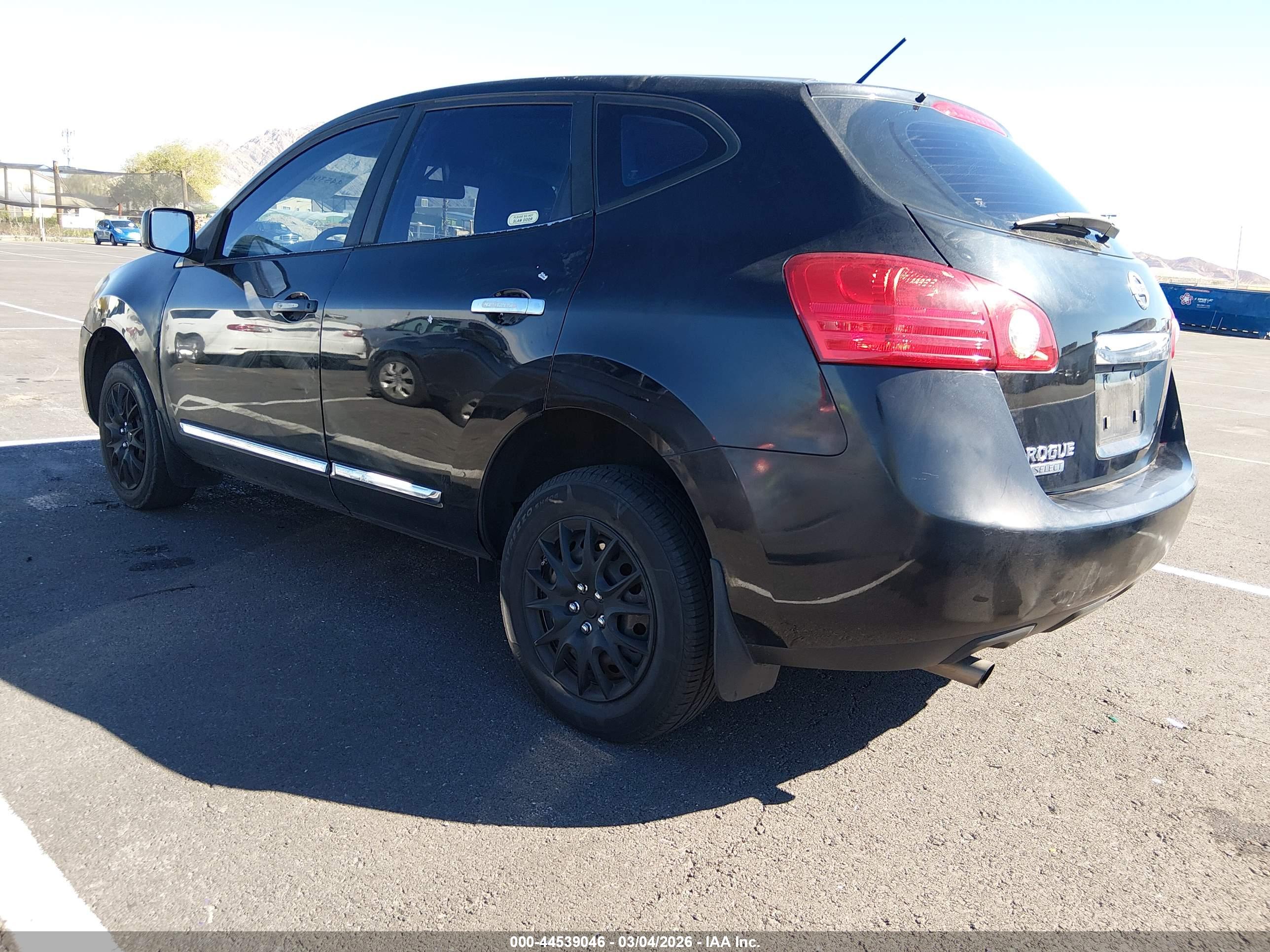 NISSAN ROGUE image 3