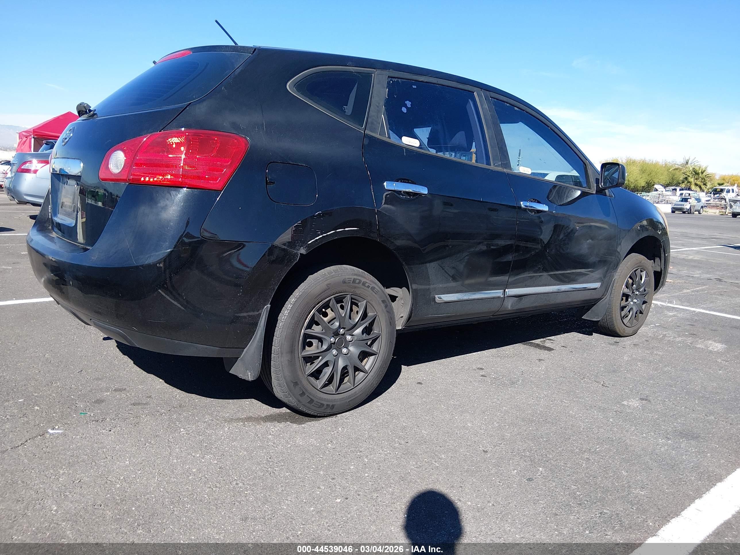 NISSAN ROGUE image 4