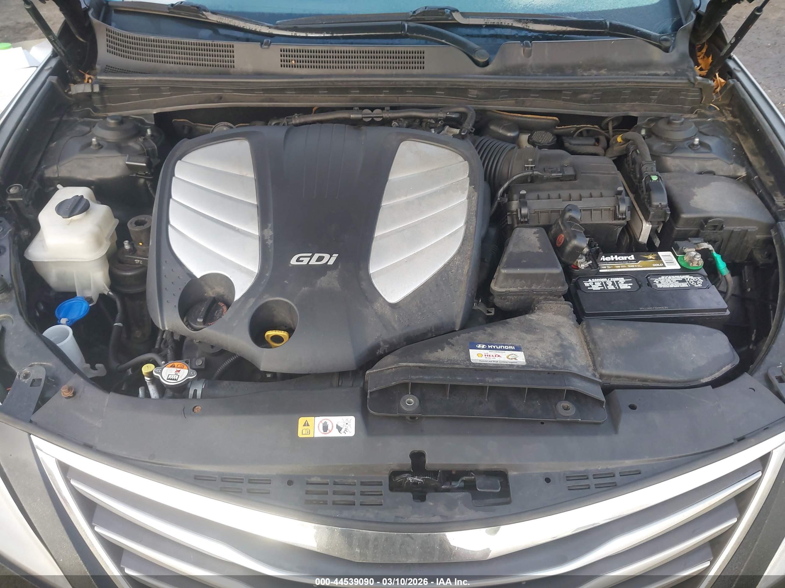 HYUNDAI AZERA image 10
