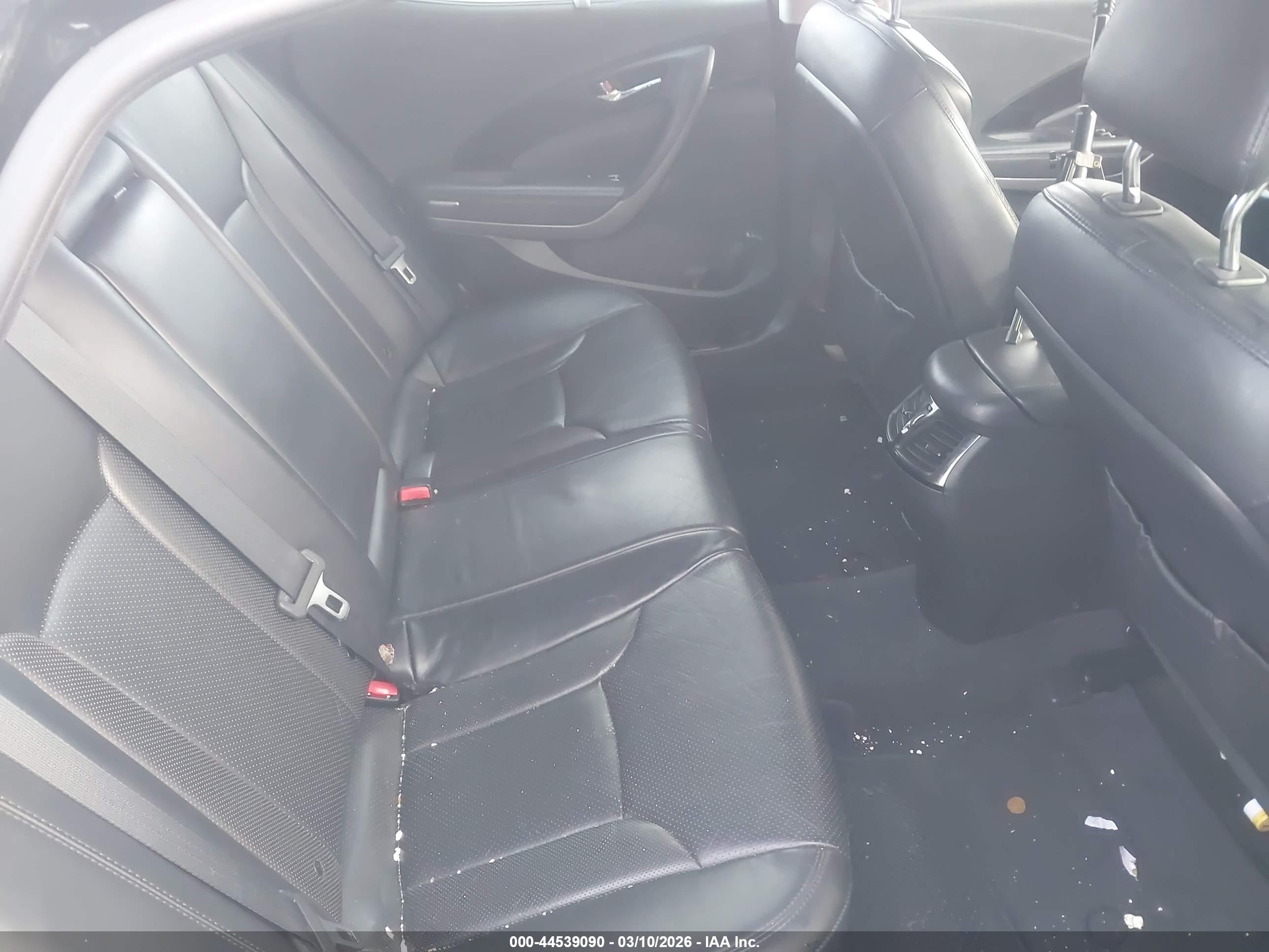 HYUNDAI AZERA image 8