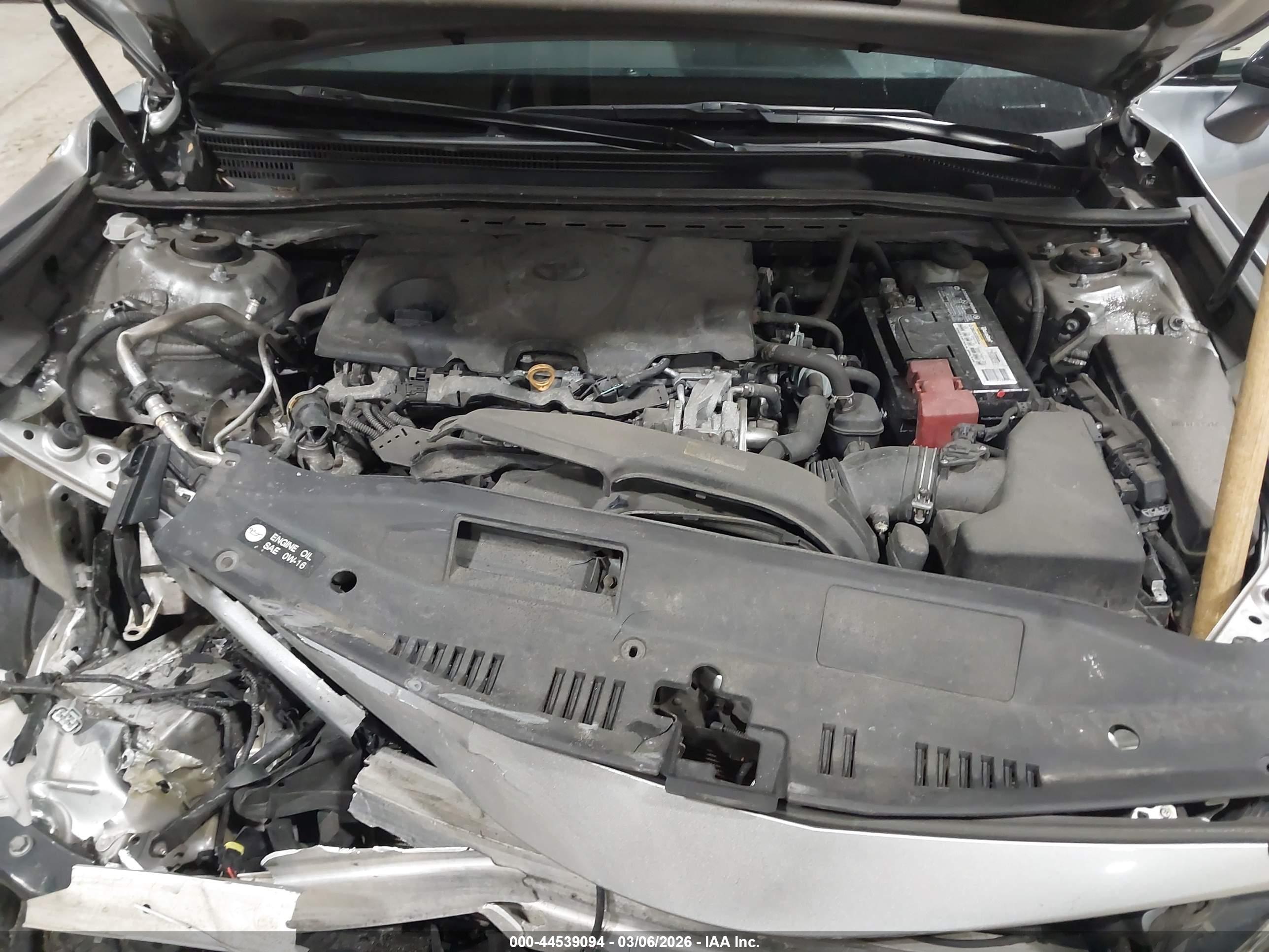 TOYOTA CAMRY image 10