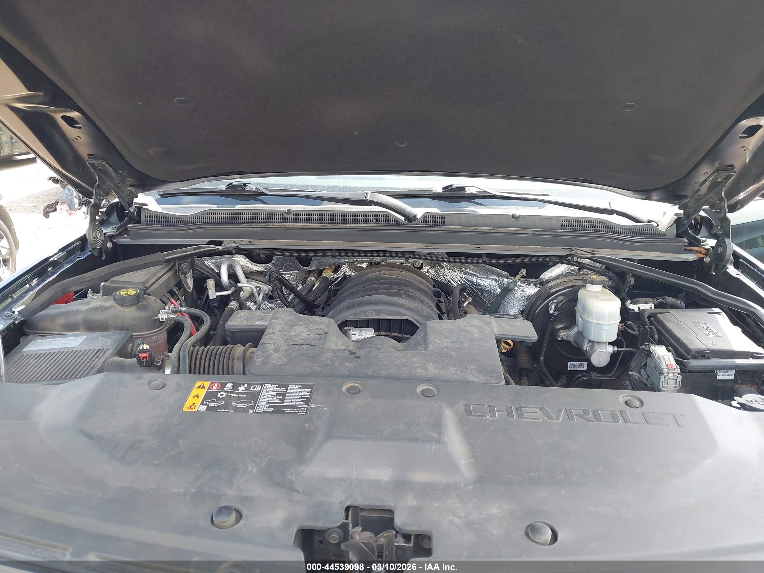 CHEVROLET TAHOE image 10