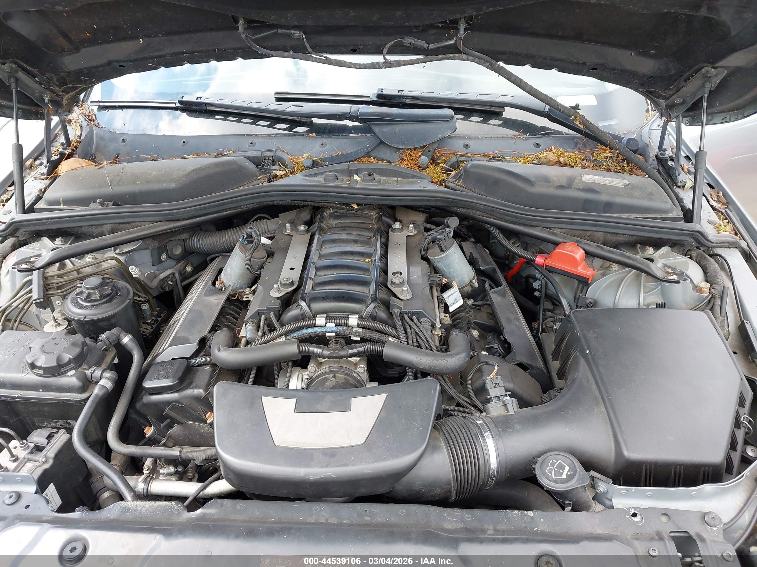 BMW 550I image 10