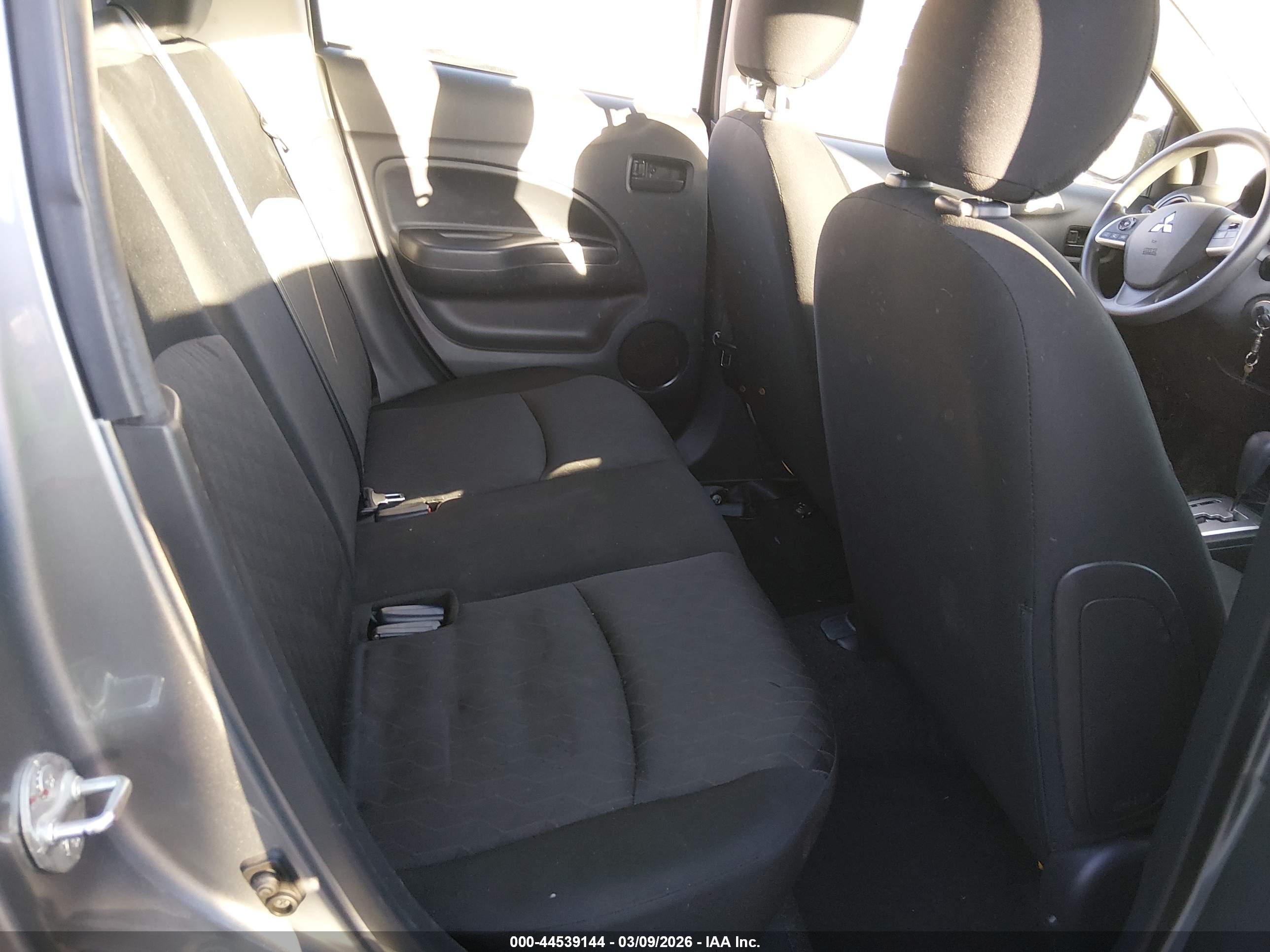 MITSUBISHI MIRAGE image 8