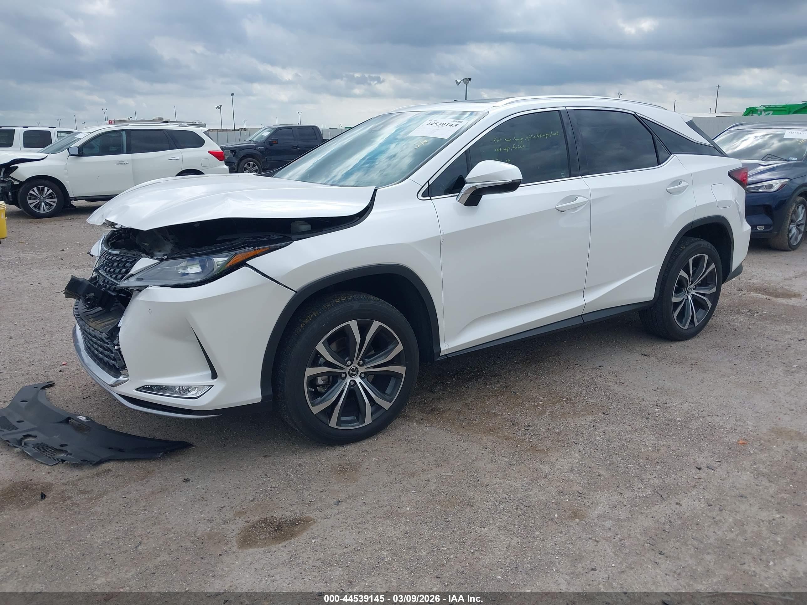 LEXUS RX image 2