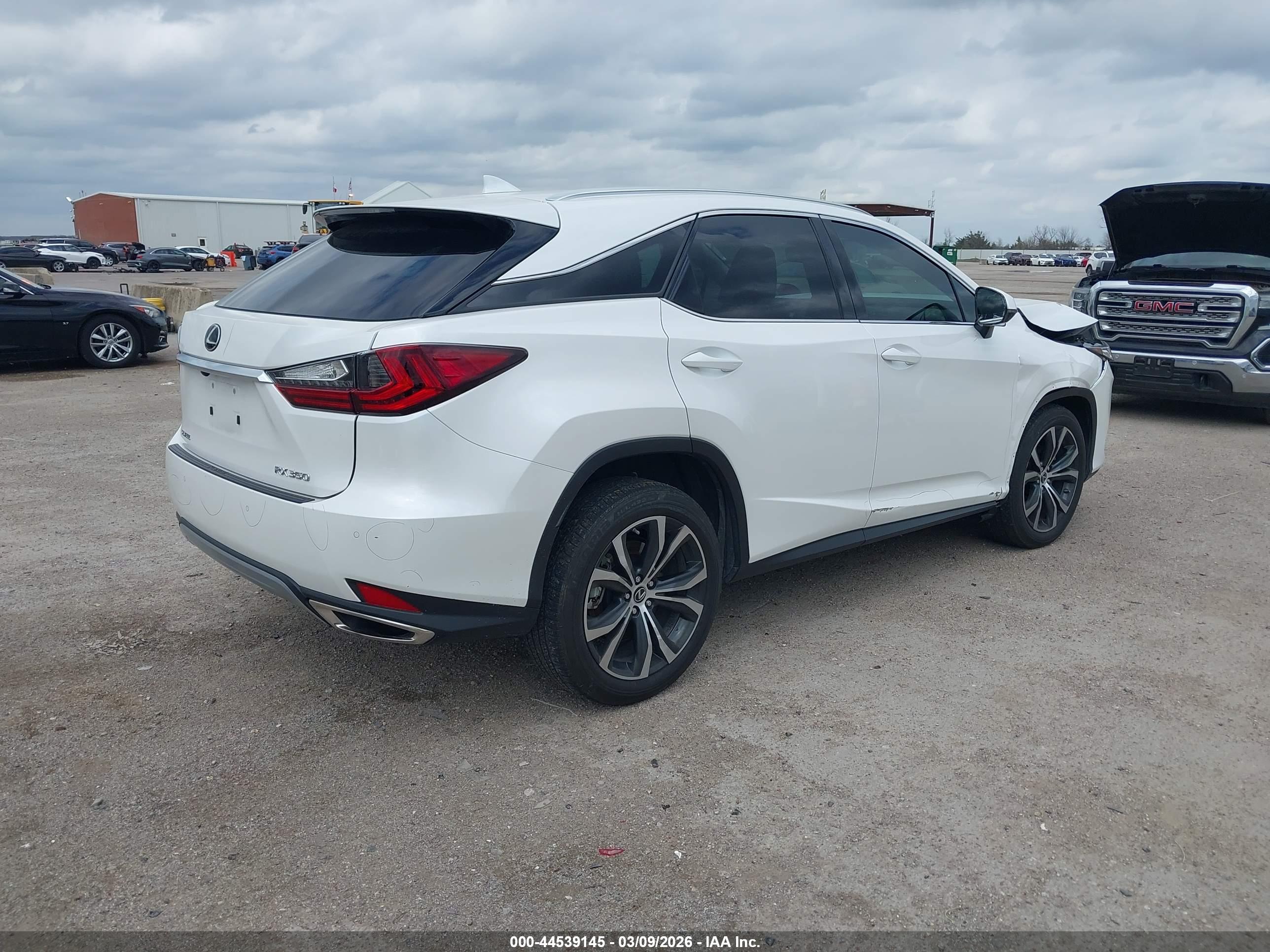 LEXUS RX image 4