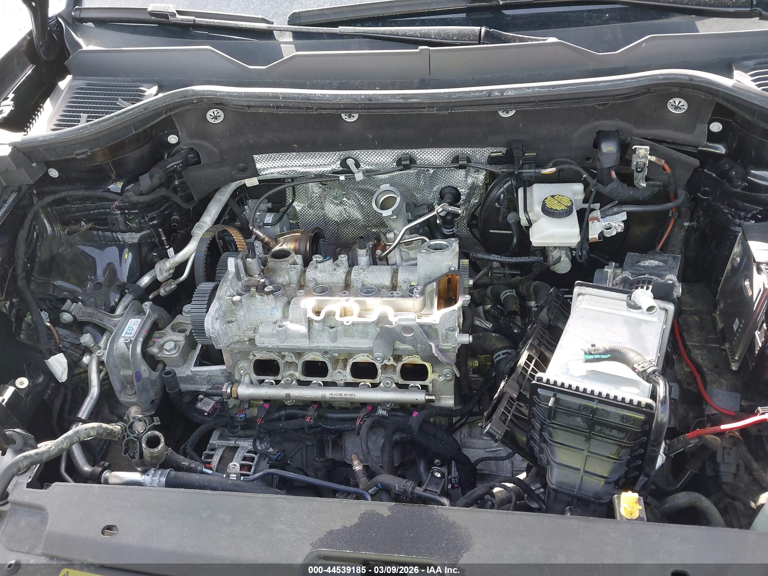 VOLKSWAGEN TAOS image 6