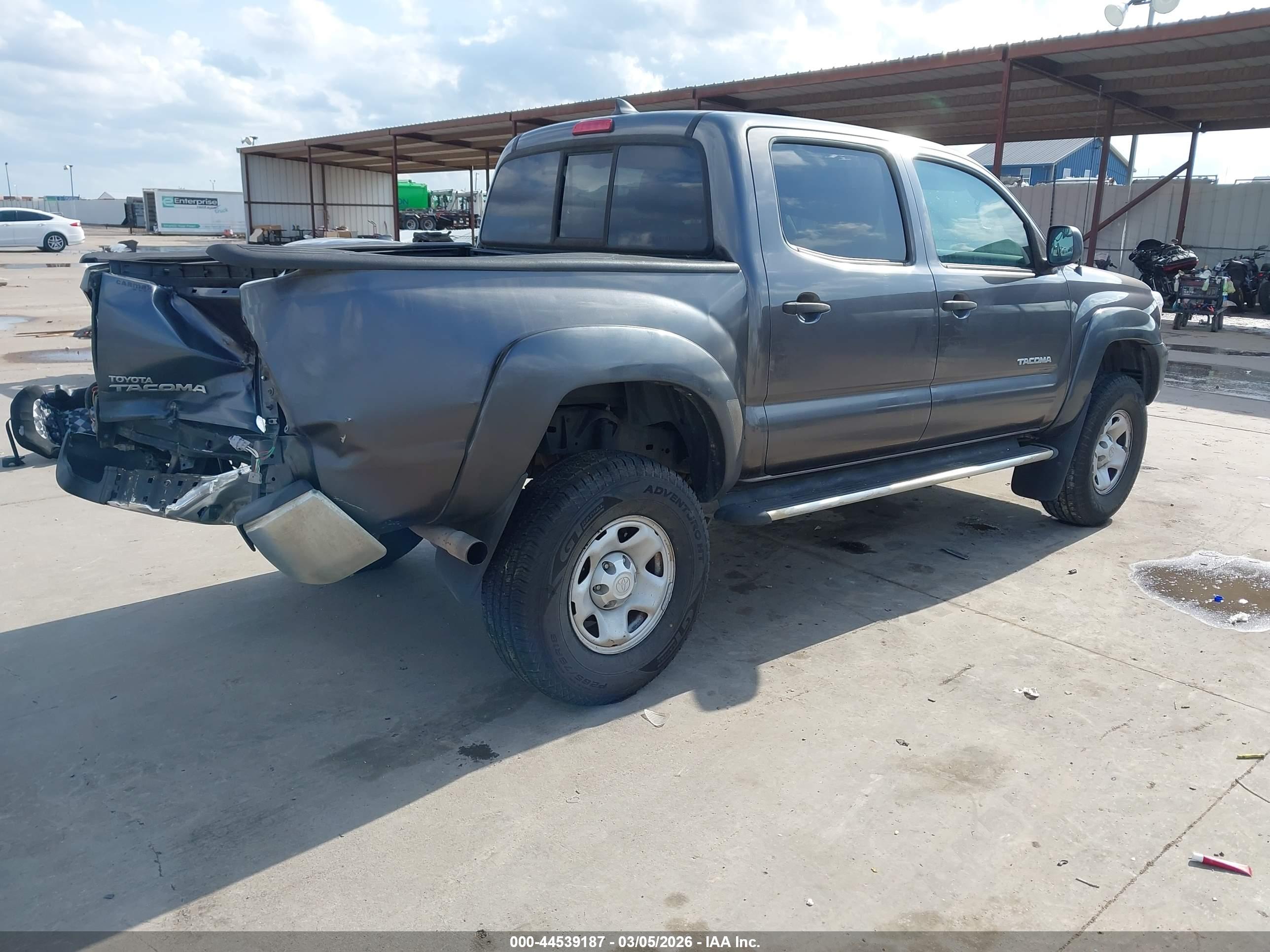 TOYOTA TACOMA image 4