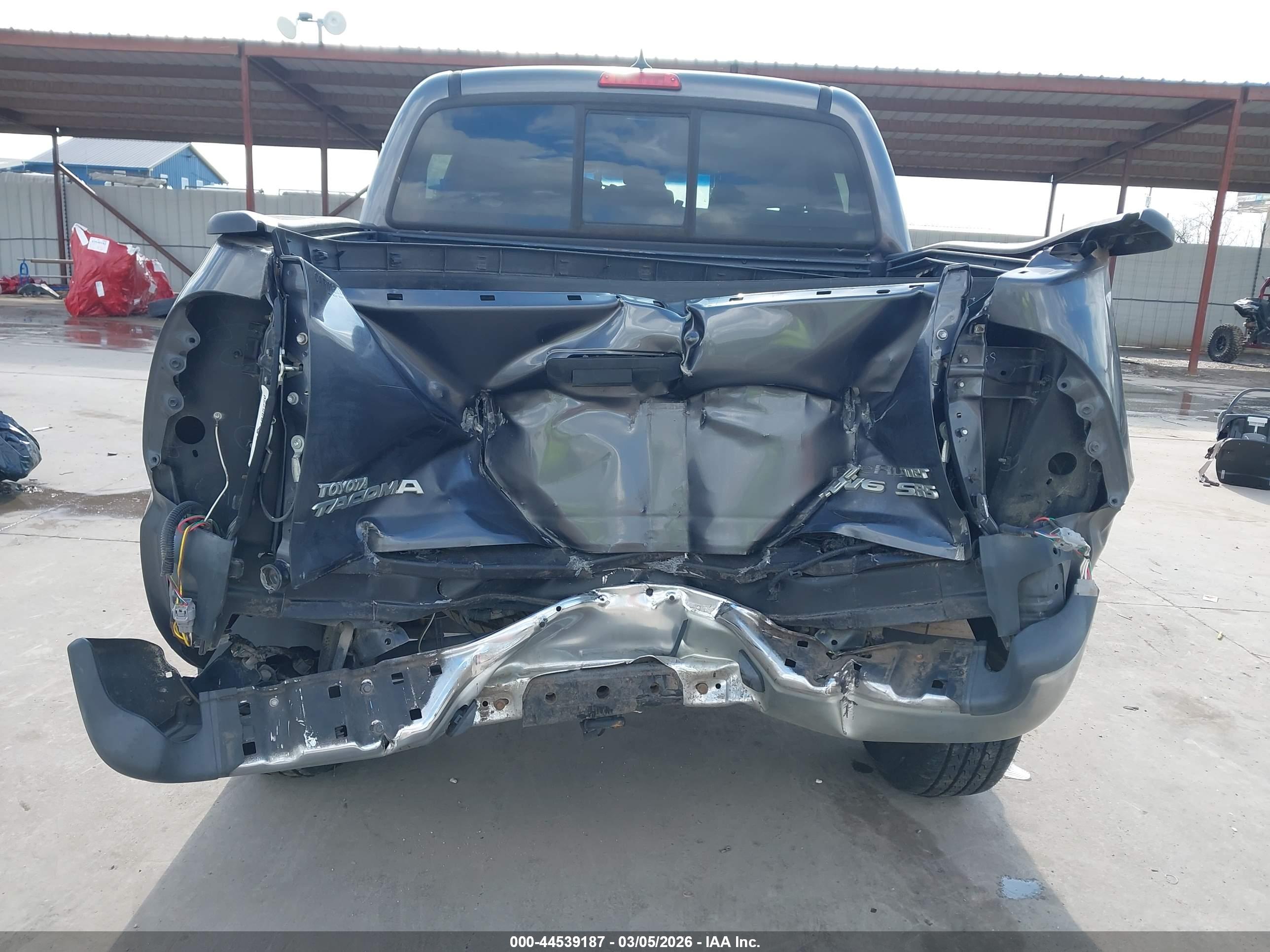 TOYOTA TACOMA image 6