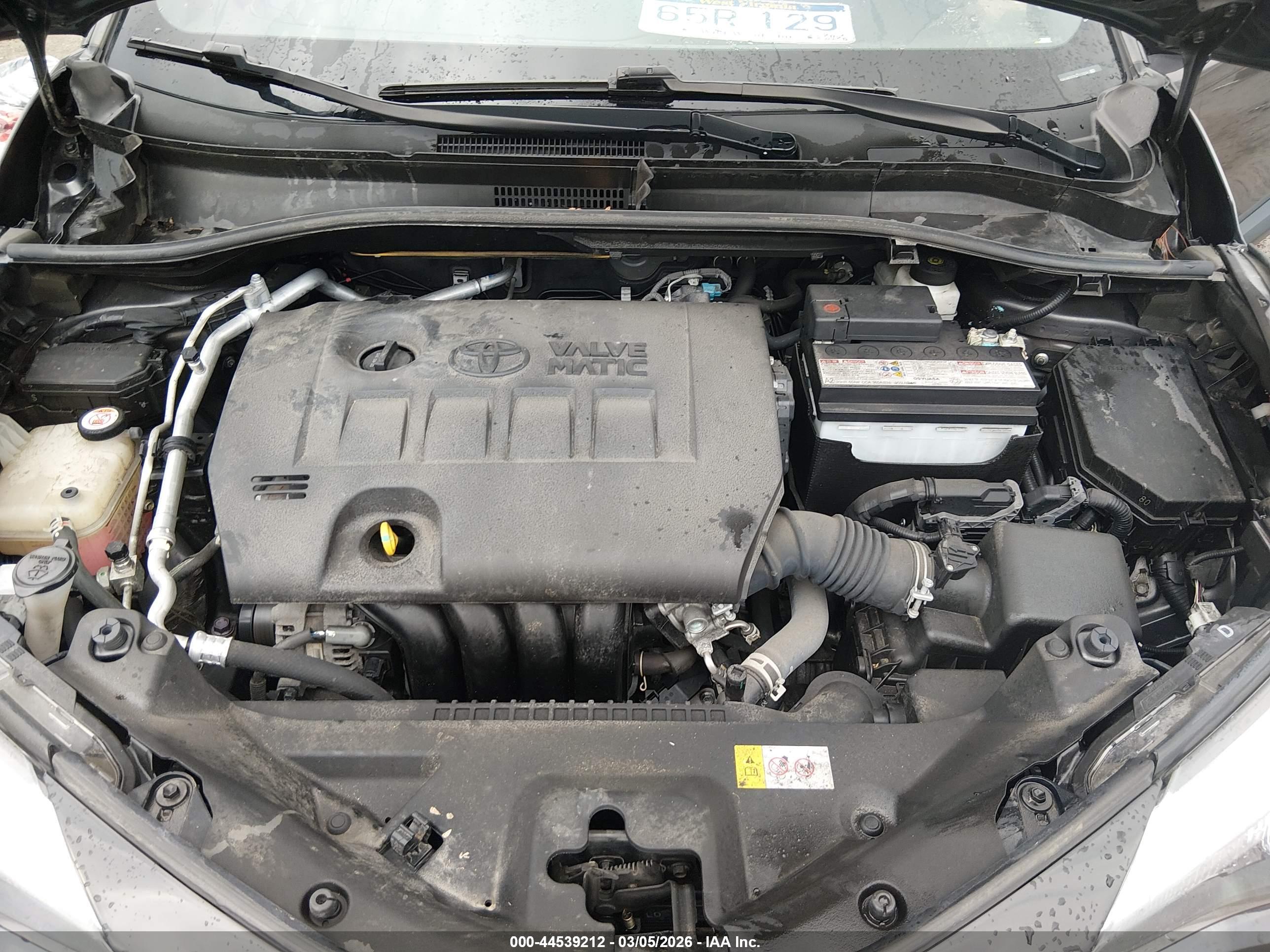TOYOTA C-HR image 10